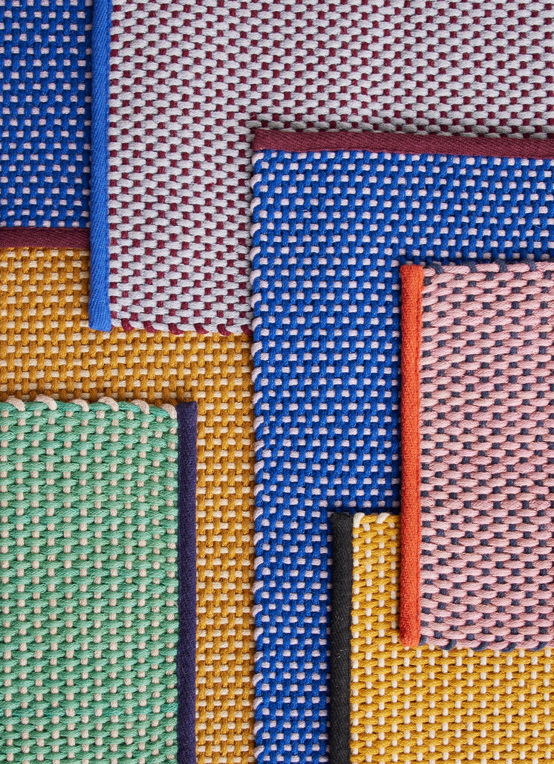 Hay Deurmat 50 x 125 cm - detail 2 royalblauw