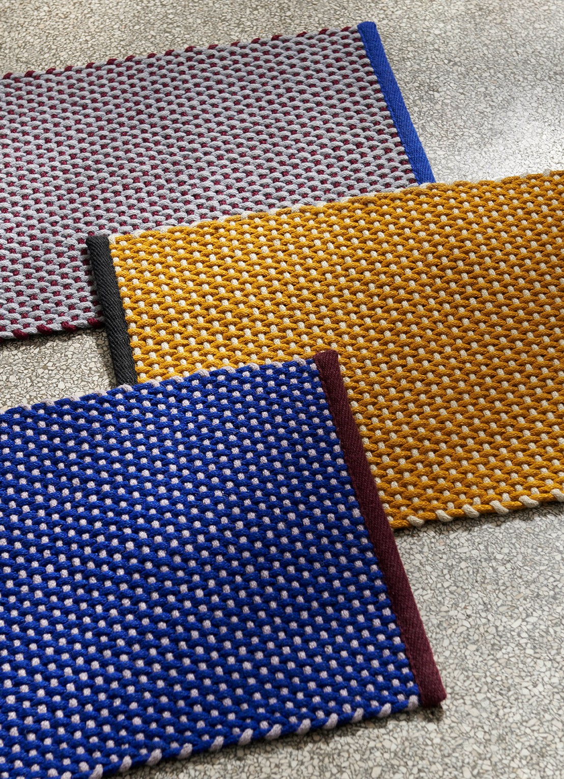 Hay Deurmat 50 x 125 cm - voorkant 4 royalblauw