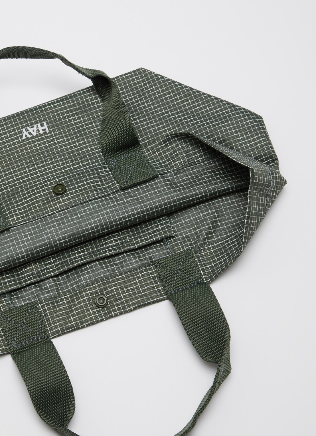 Hay Grid Everyday Mini shopper met ruitdessin - detail donkergroen
