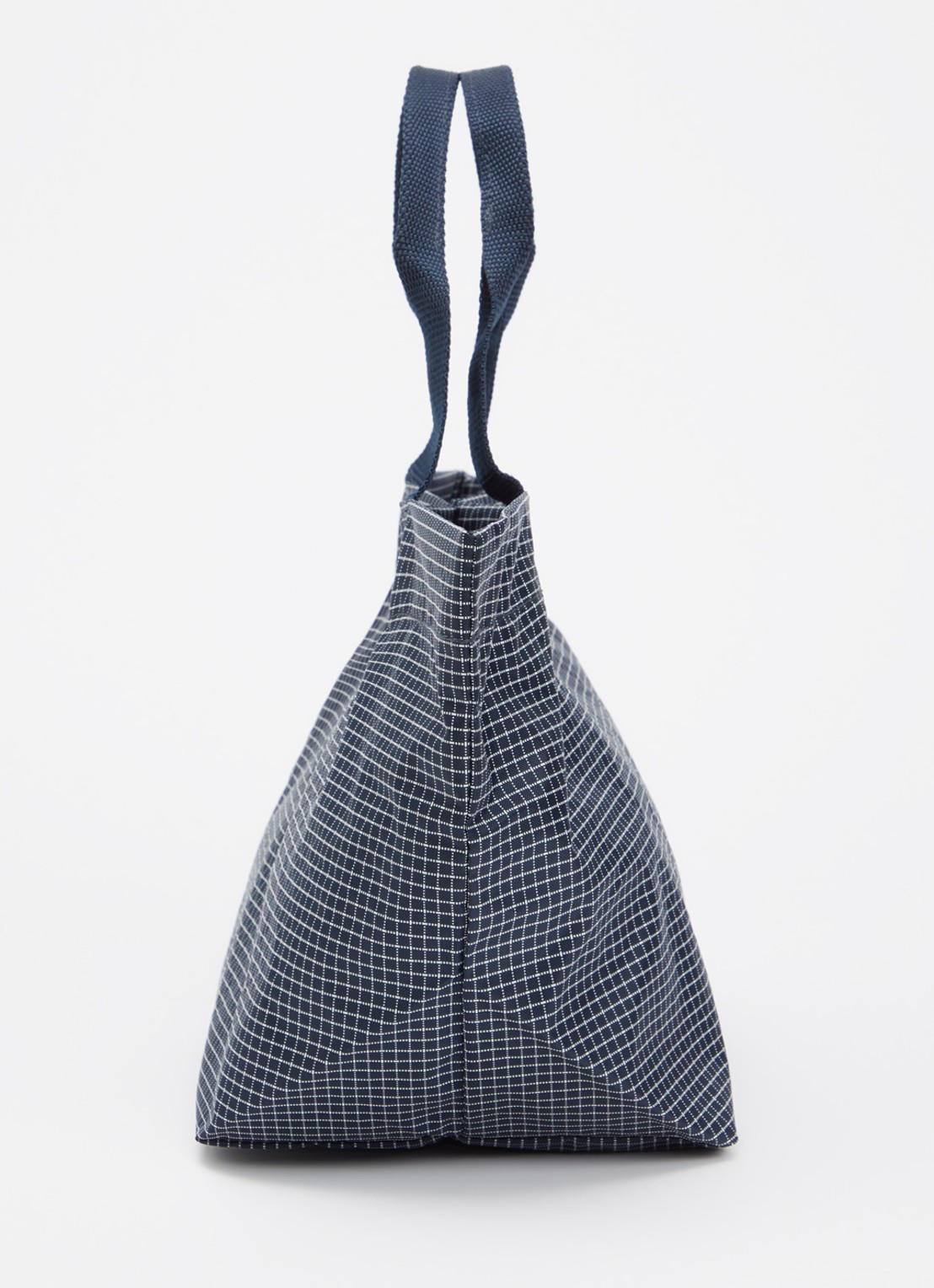 Hay Grid Everyday Mini shopper met ruitdessin - detail 2 donkerblauw