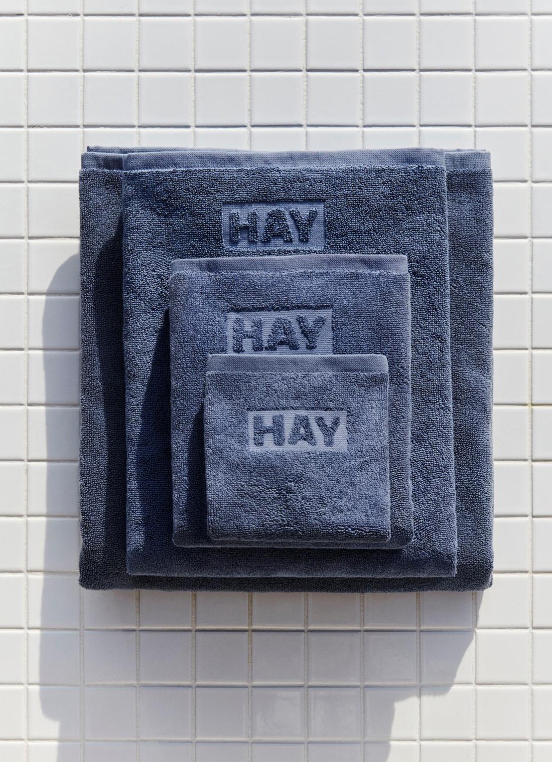 Hay Mono badlaken 100 x 150 cm - voorkant 2 royalblauw
