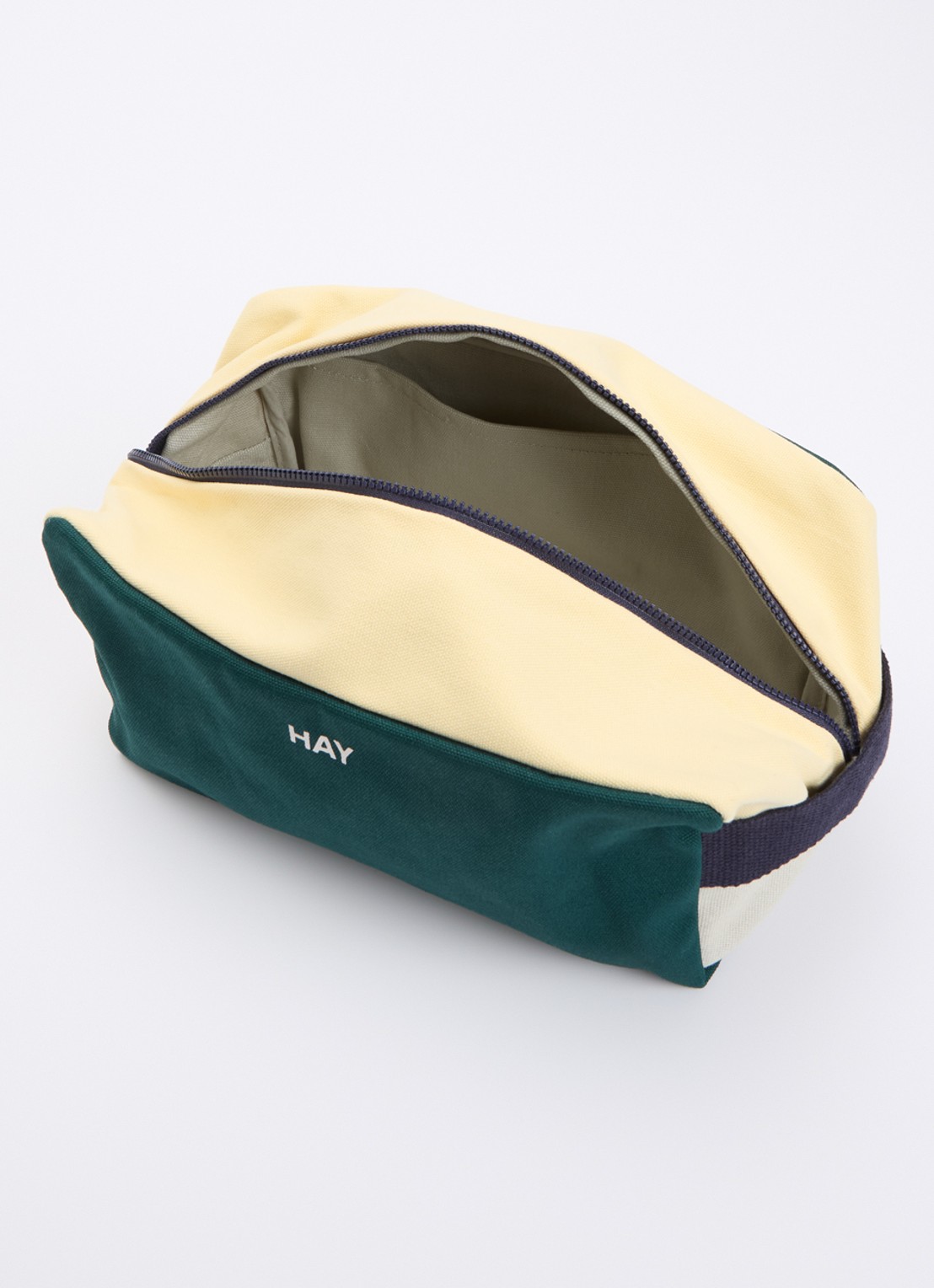 Hay Multi toilettas met logo - voorkant 2 donkergroen