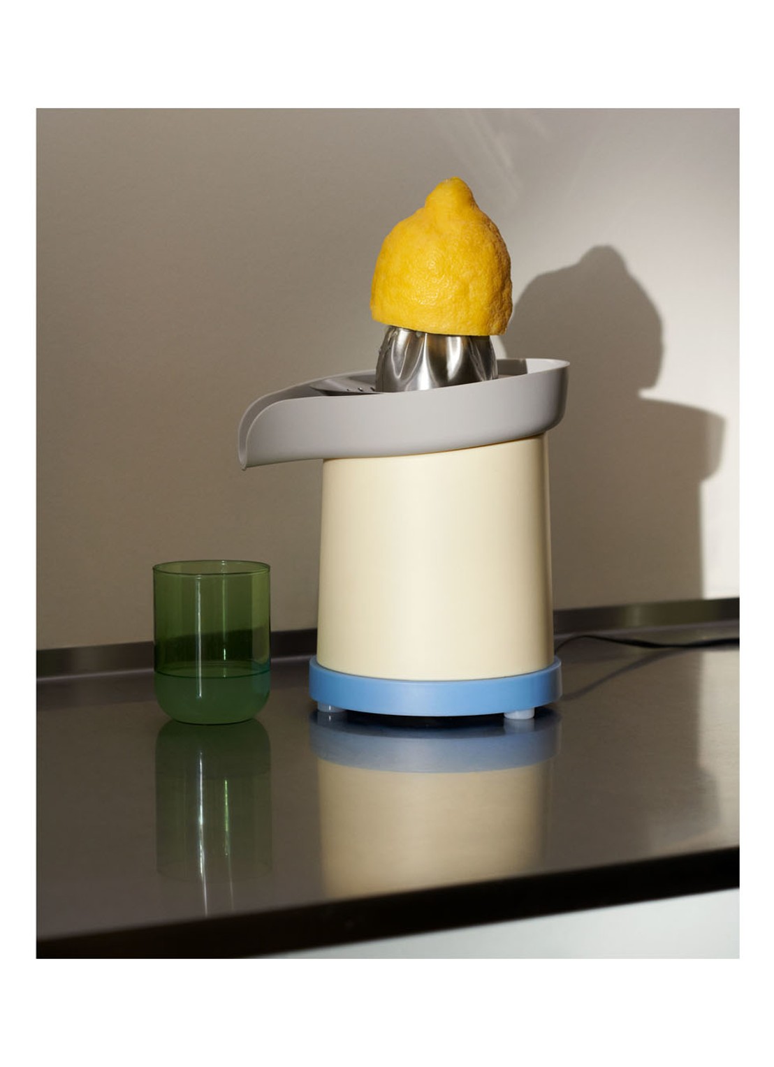 Hay Sowden Juicer citruspers 541399 - detail 6 vanillegeel