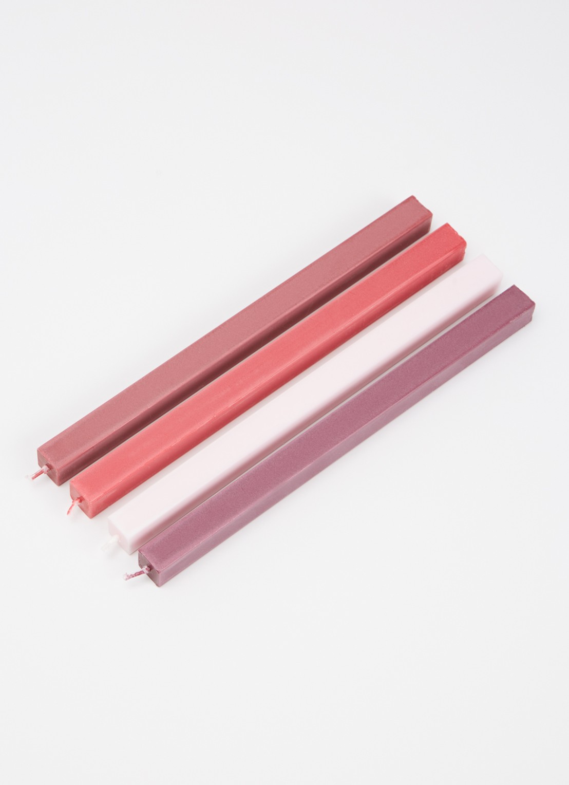 Hay Square kaars set van 4 - voorkant 2 rood