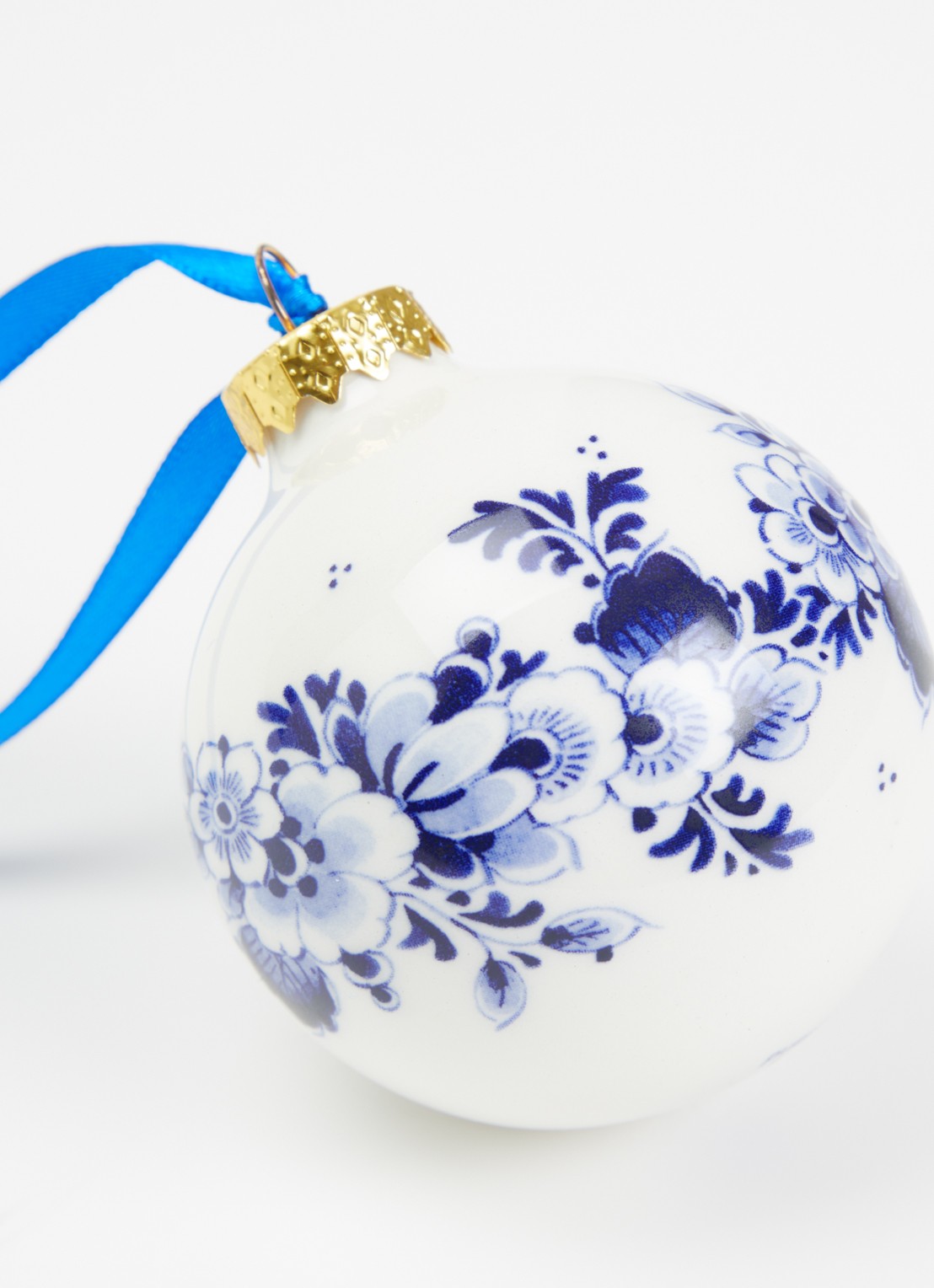 Heinen Delfts Blauw Bloemen Amsterdam kerstbal 7 cm - detail 2 gebroken wit