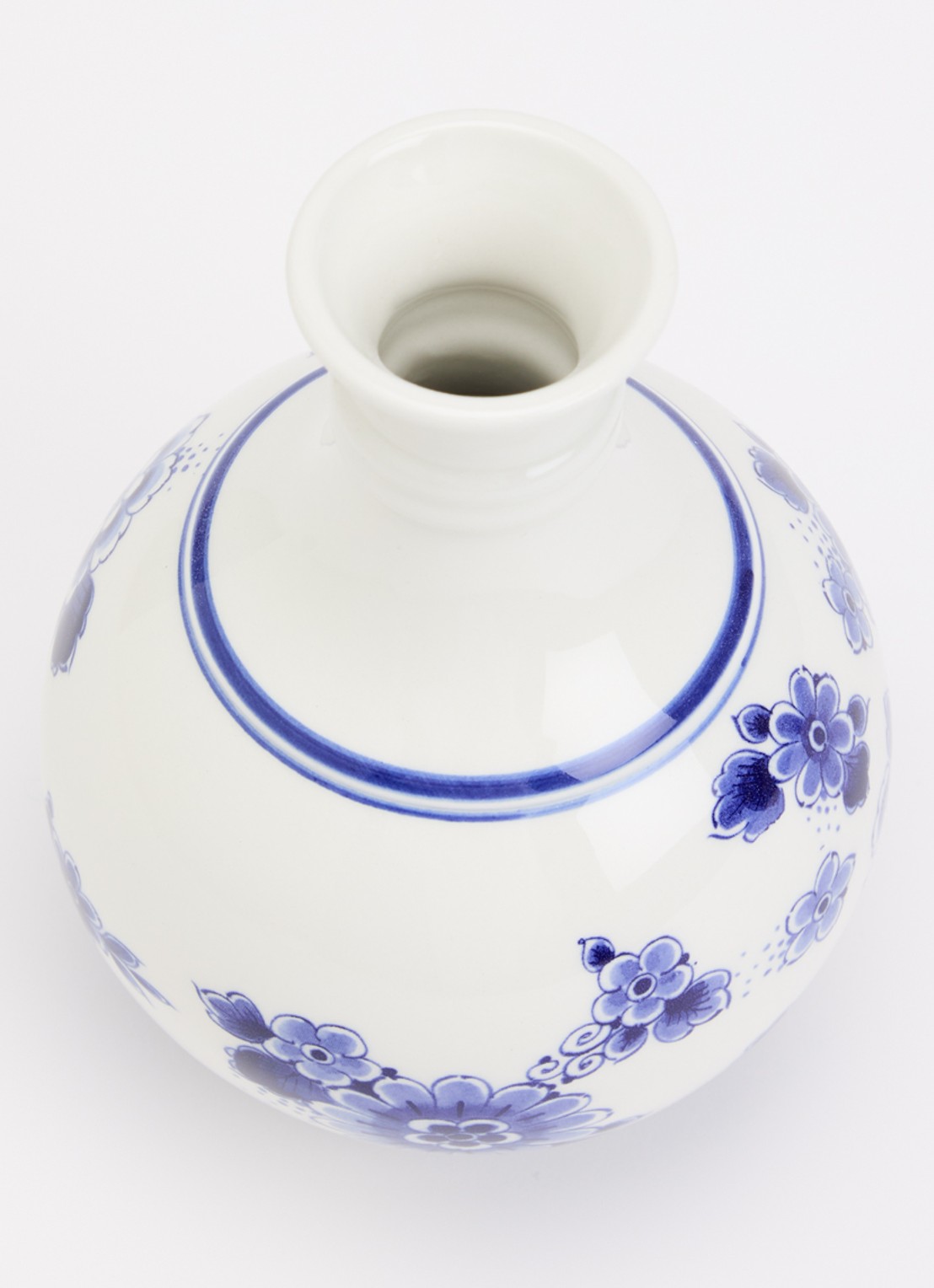 Heinen Delfts Blauw Bloemen vaas 15 cm - voorkant 2 blauw