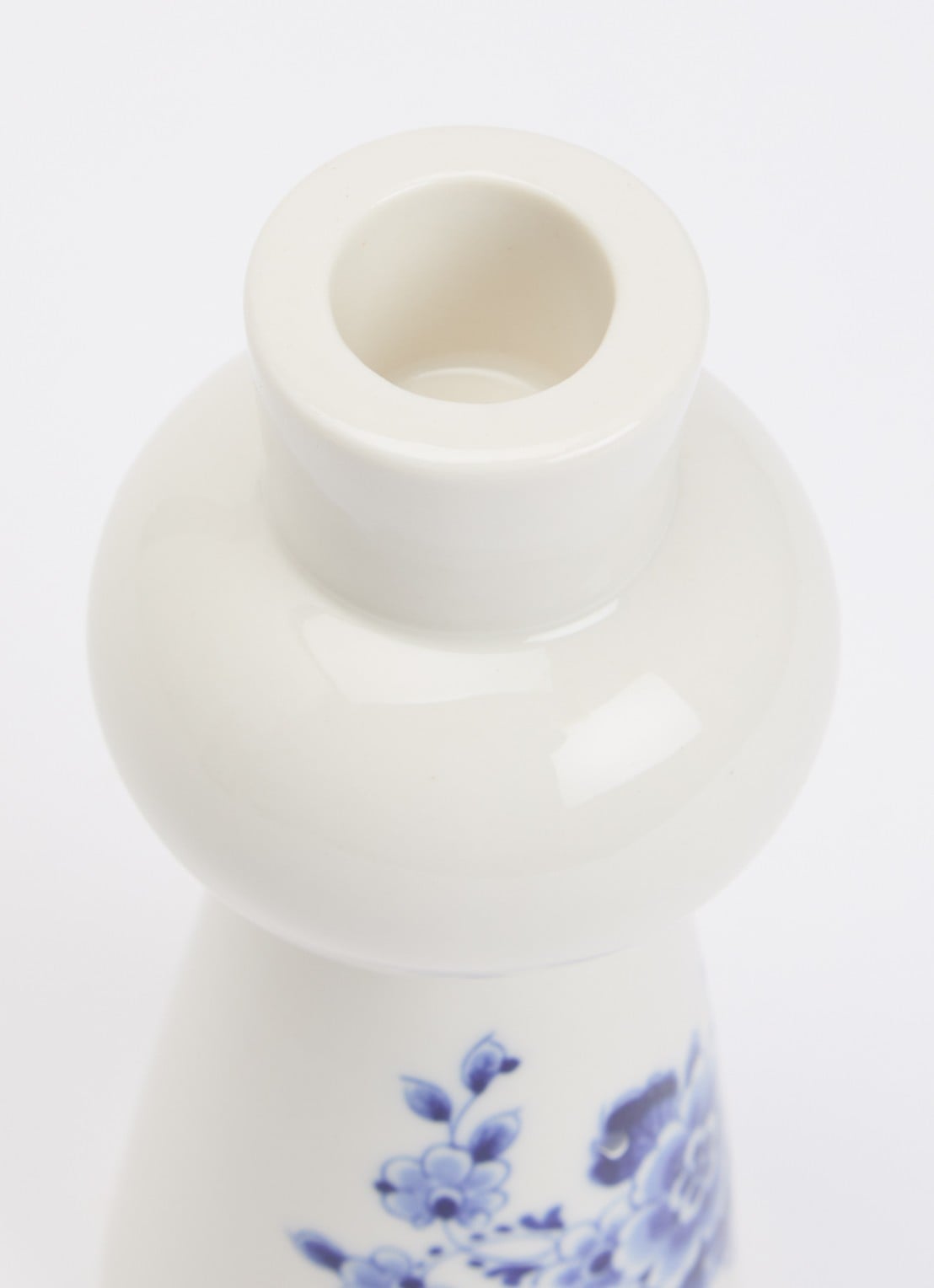 Heinen Delfts Blauw Bol kandelaar 14,5 cm - voorkant 2 blauw