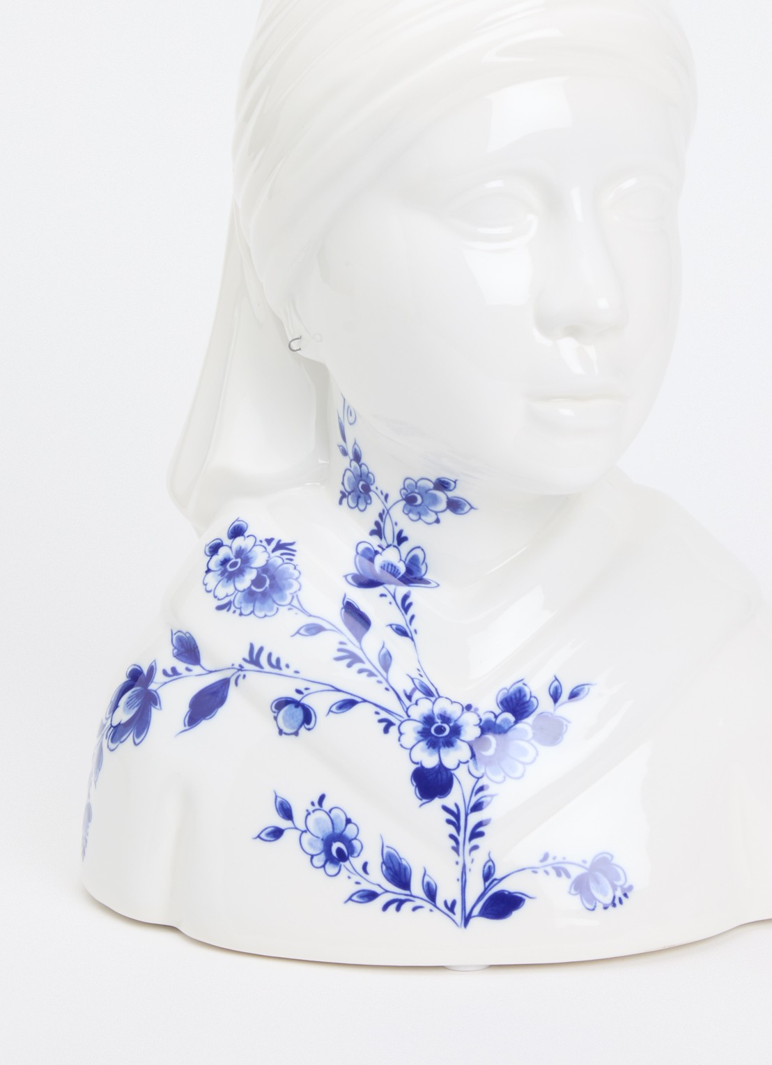 Heinen Delfts Blauw Buste Meisje met de parel vaas 33 cm  - detail 2 wit