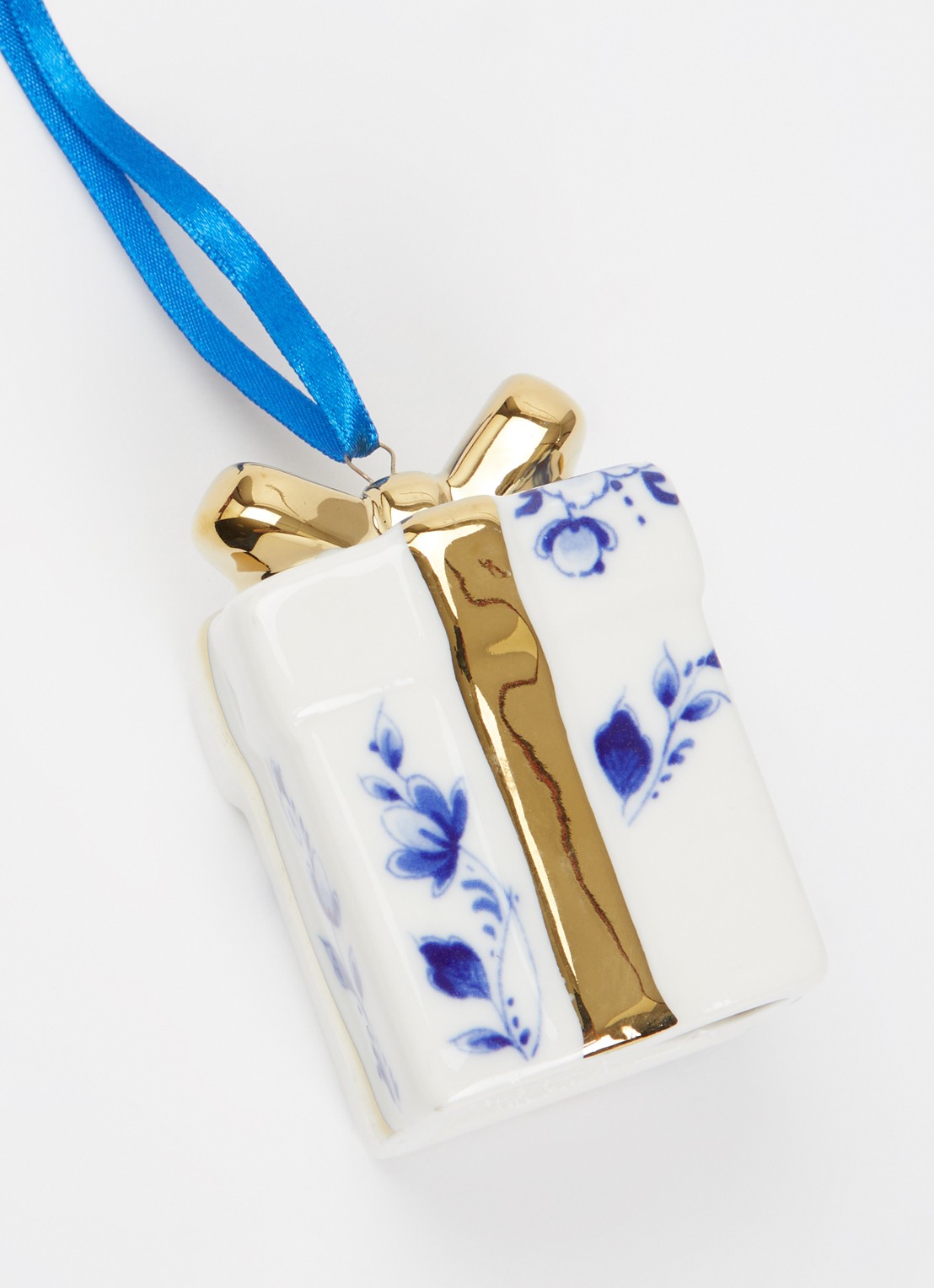 Heinen Delfts Blauw Cadeautje kersthanger 6,5 cm - detail gebroken wit