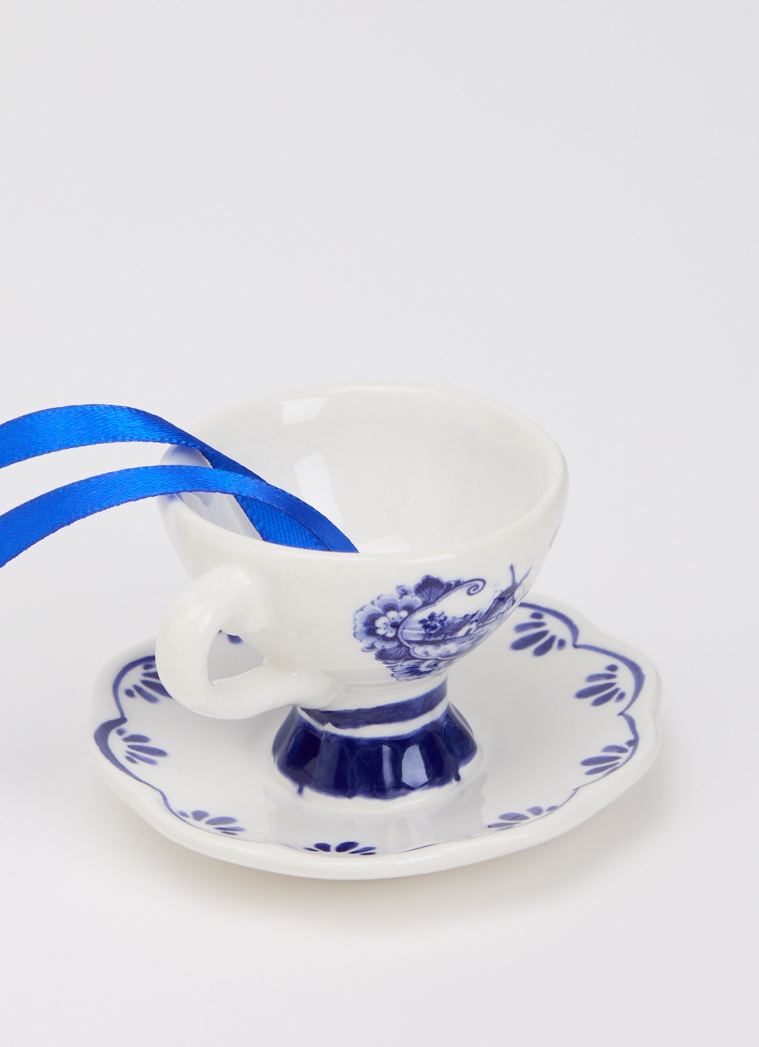 Heinen Delfts Blauw Theekopje kersthanger 4,5 cm - detail gebroken wit