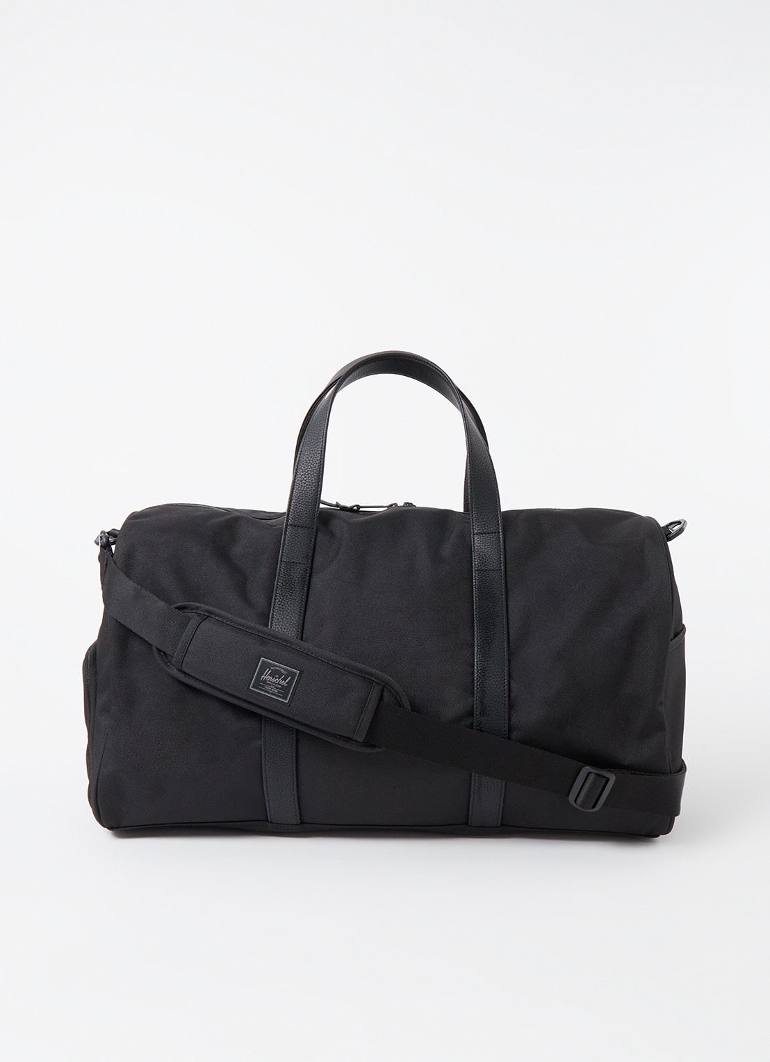 Herschel Supply Duffle Novel 43L weekendtas met afneembare schouderriem - voorkant 2 zwart