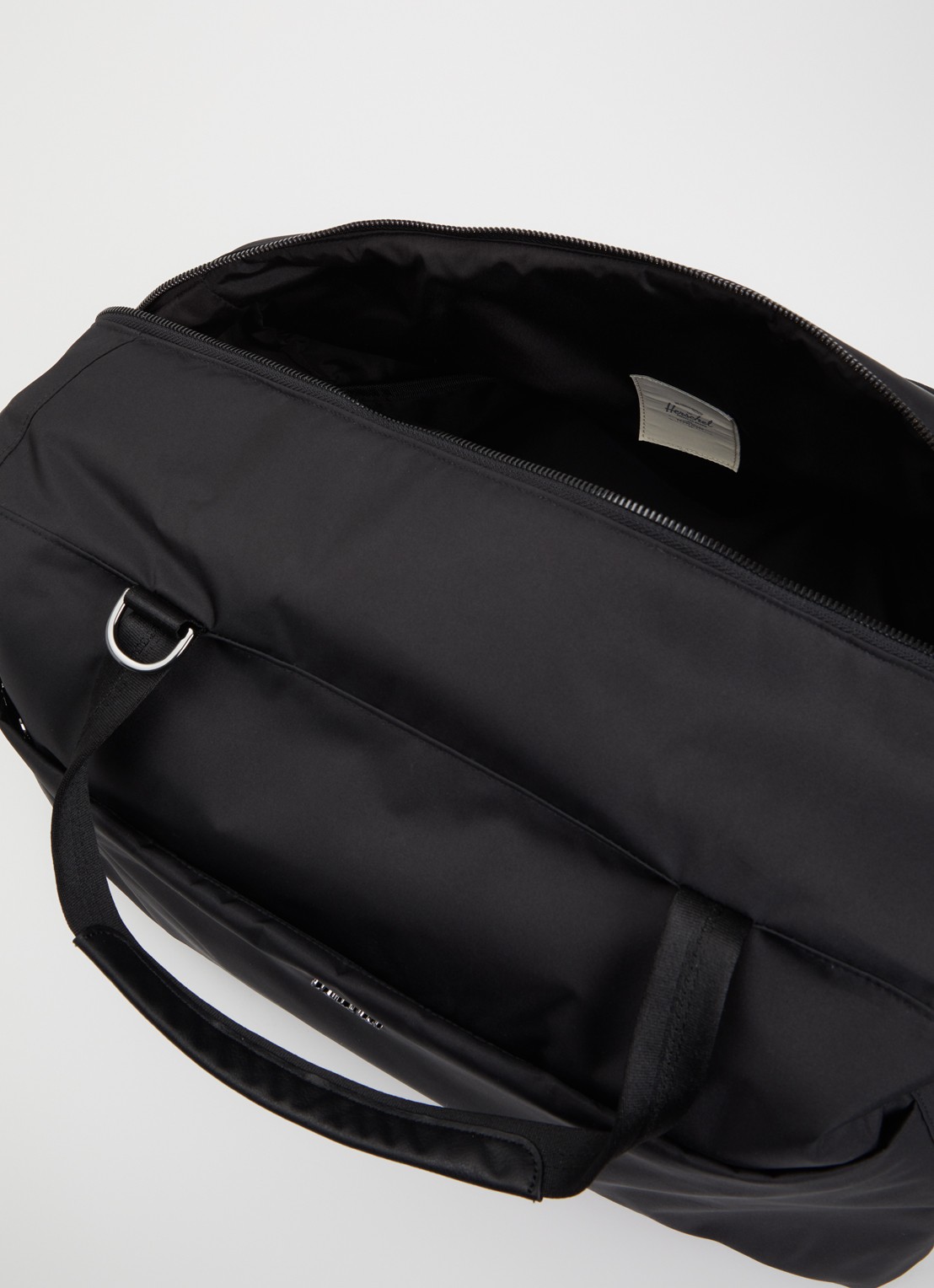 Herschel Supply Maia weekendtas met uitneembaar etui - detail zwart