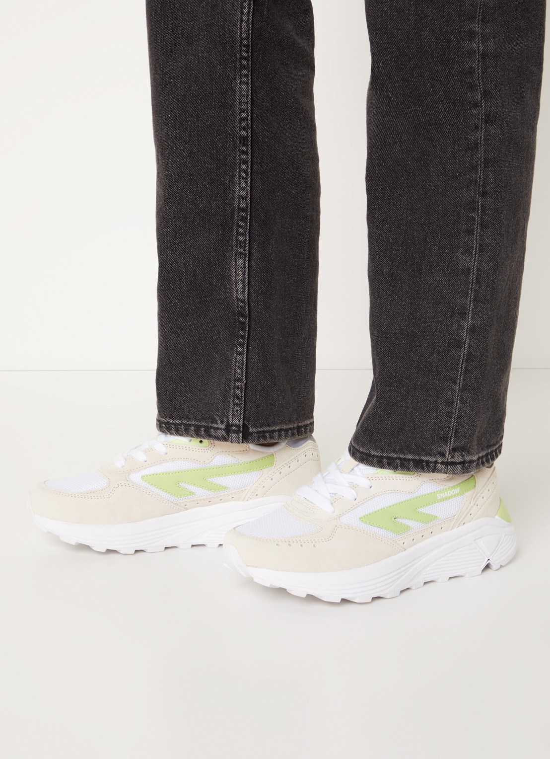 Hi-Tec HTS Shadow RGS sneaker met suède details - voorkant 6 lichtgroen