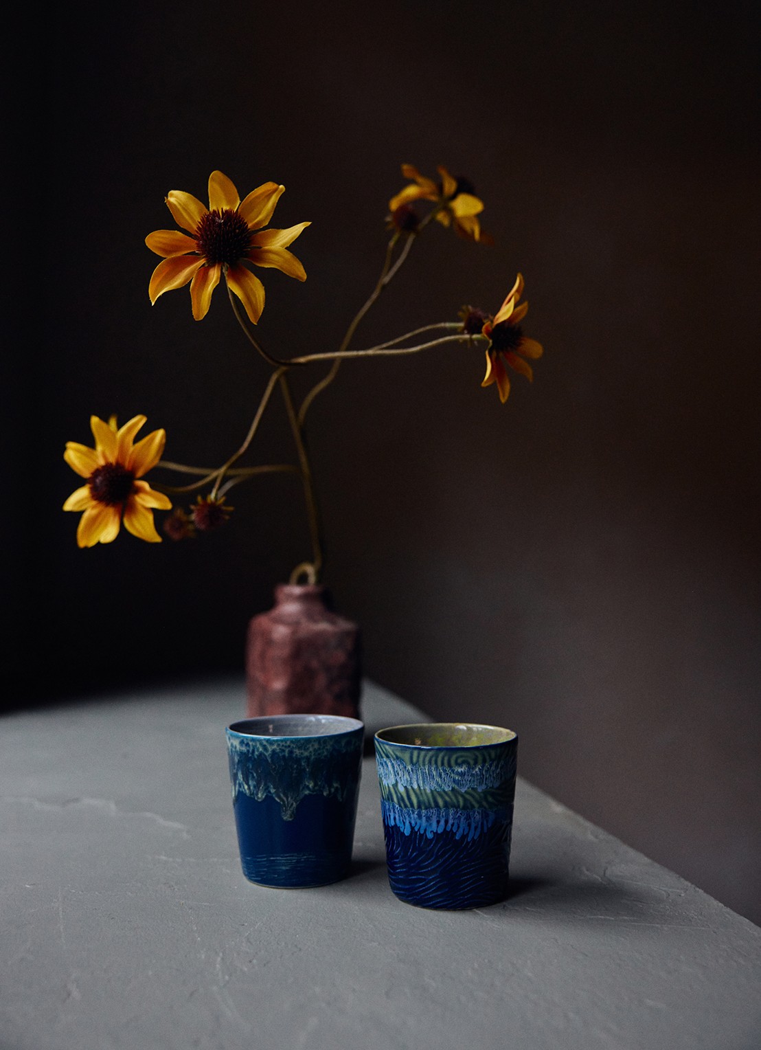 HKliving 70s Ceramics: Van Gogh mok set van 2 - detail 6 donkerblauw
