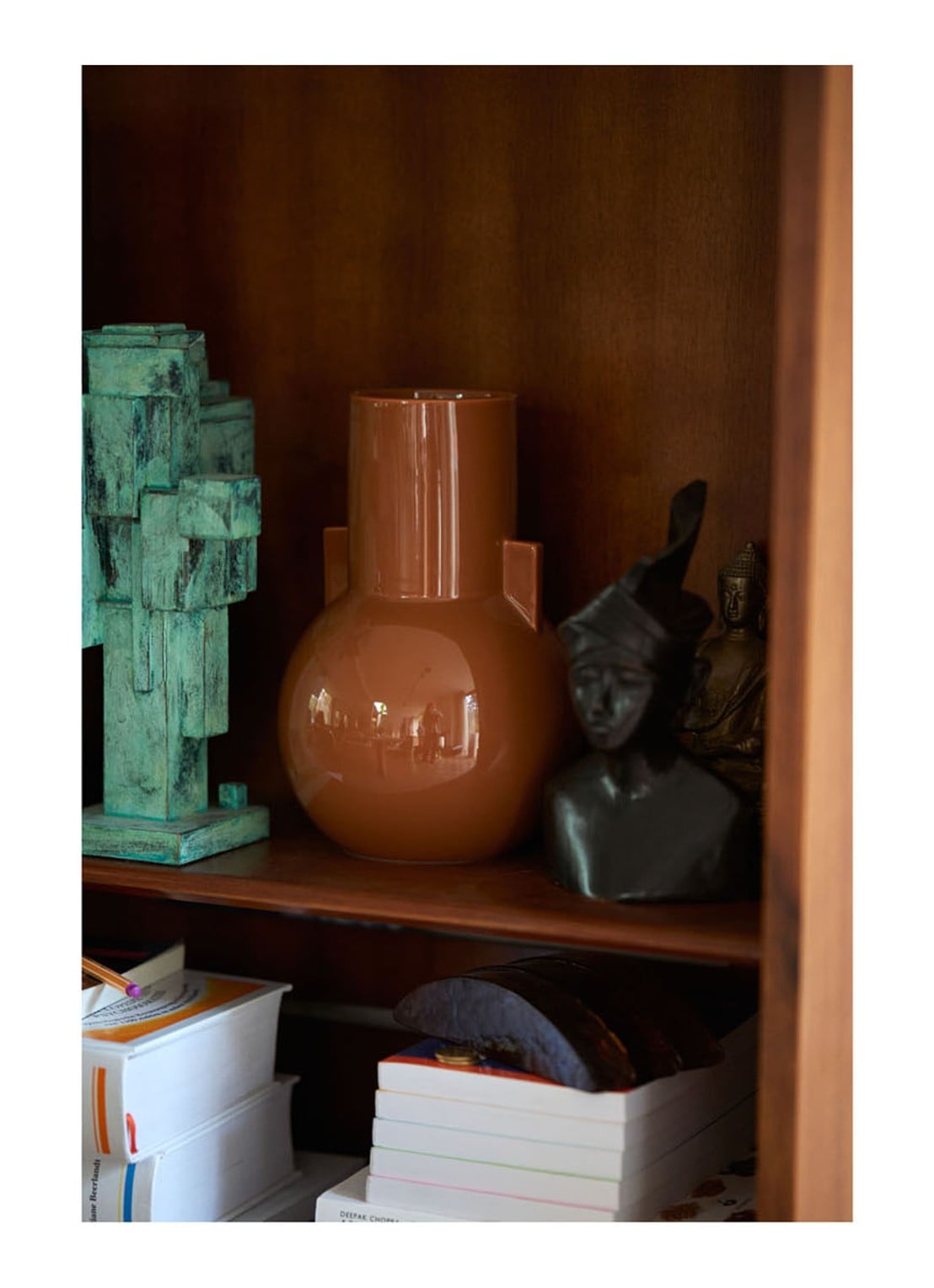 HKliving Ceramic S vaas 26 cm  - voorkant 2 cognac