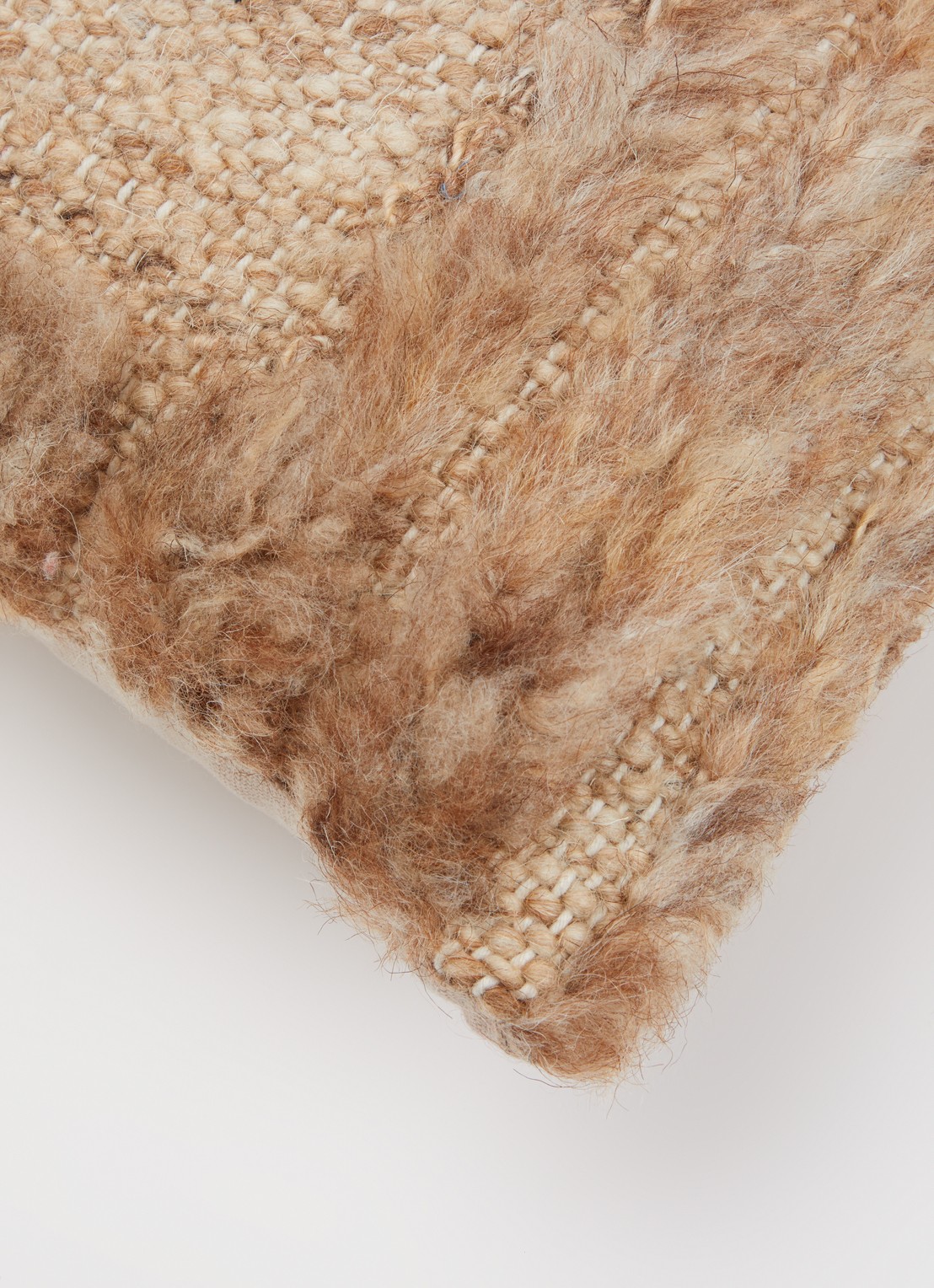 HKliving Sierkussen 40 x 25  cm - detail 2 camel