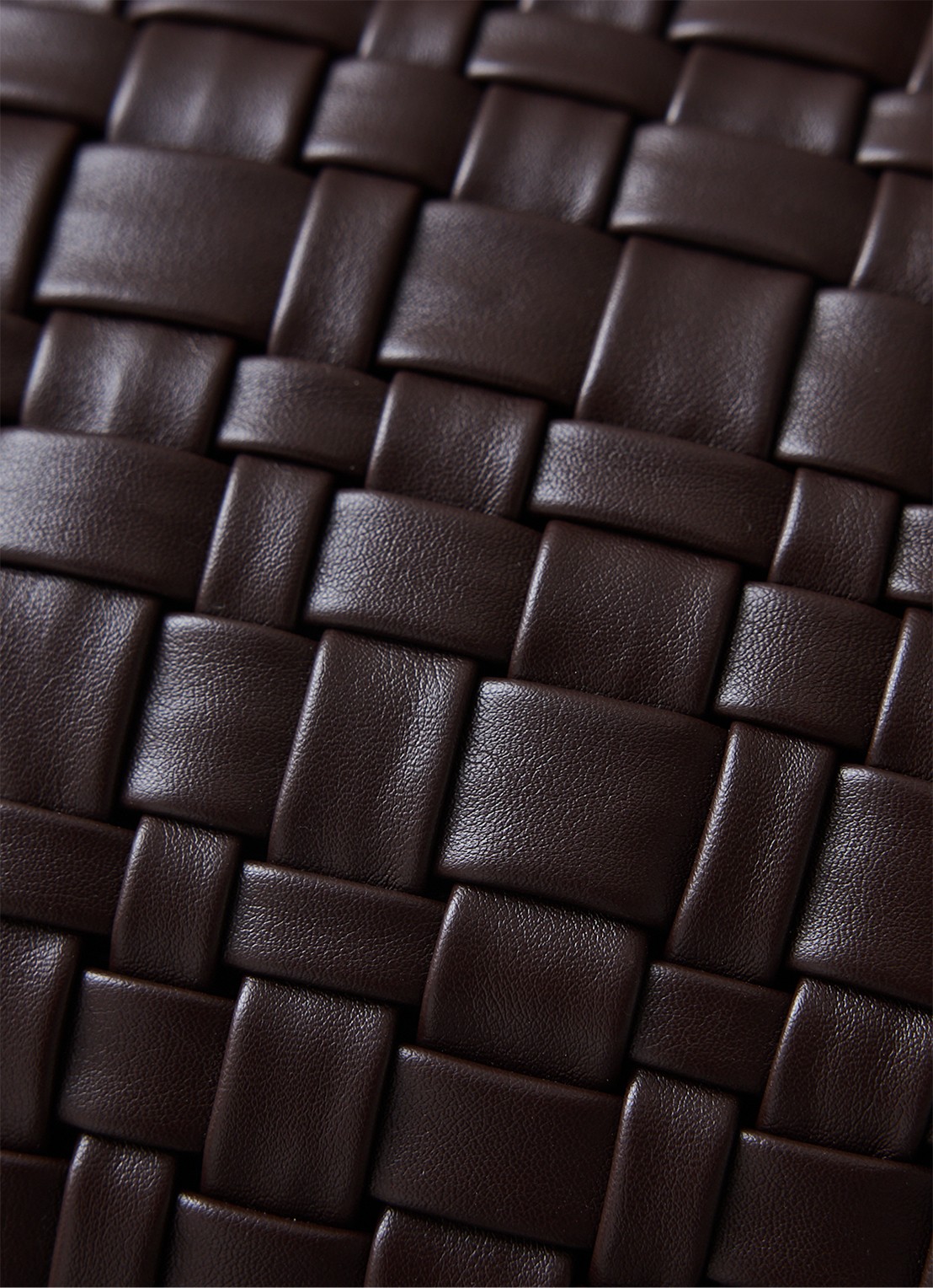 HKliving Sierkussen 50 x 50 cm - achterkant chocoladebruin