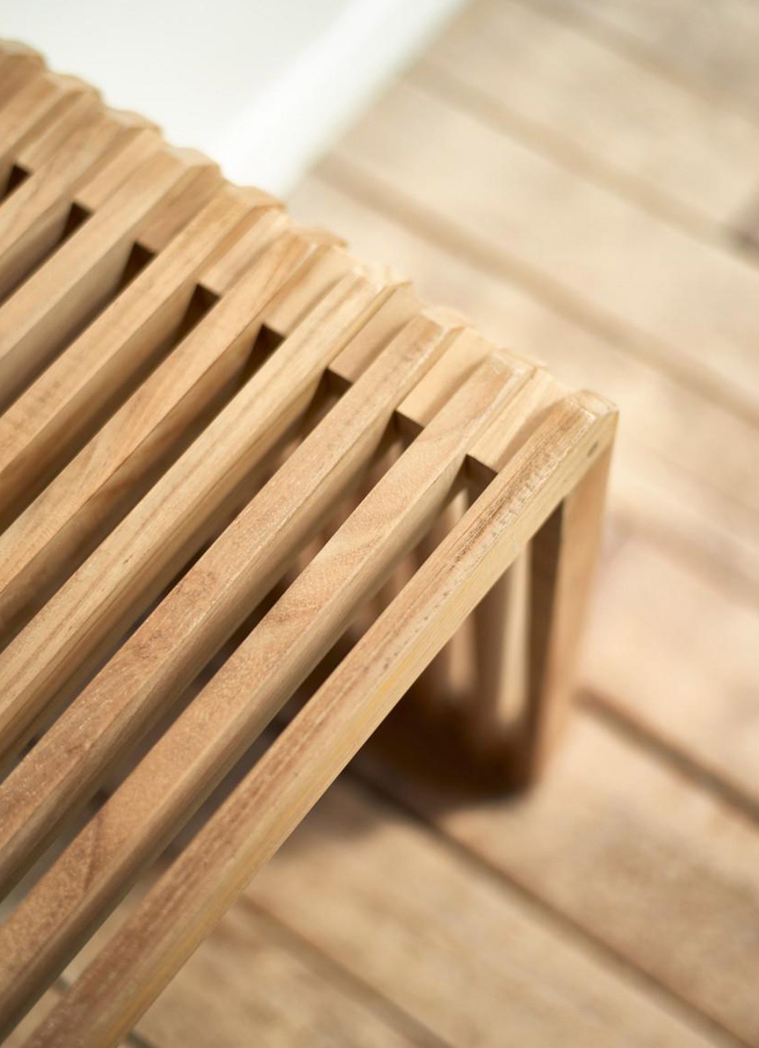 HKliving Slatted eetbank 160 x 35 cm - detail 3 lichtbruin