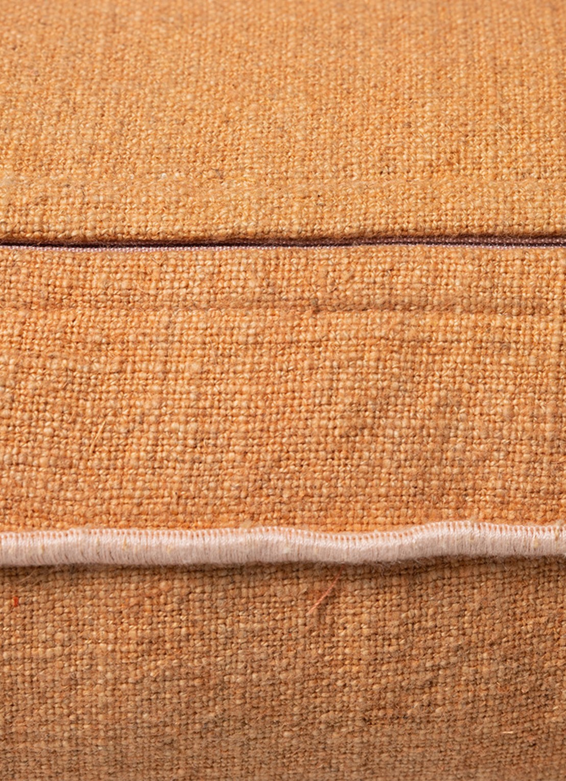 HKliving Spicy Ginger sierkussen 60 x 35 cm - detail oranjebruin
