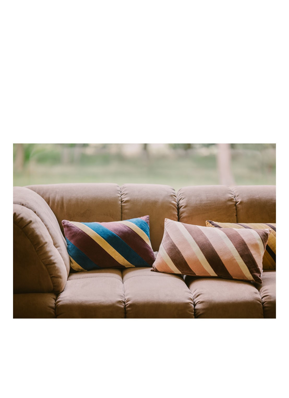 HKliving Striped sierkussen 60 x 35 cm - voorkant 7 lichtroze