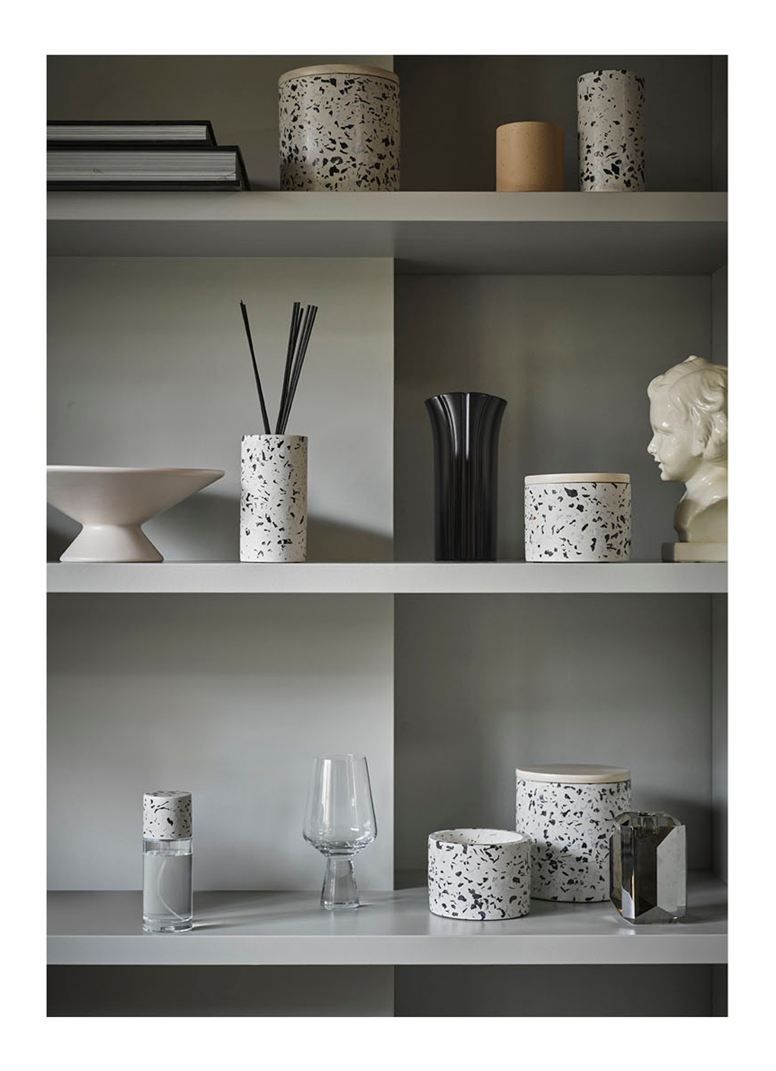 HKliving Terrazzo dienblad 32 cm - voorkant 2 wit