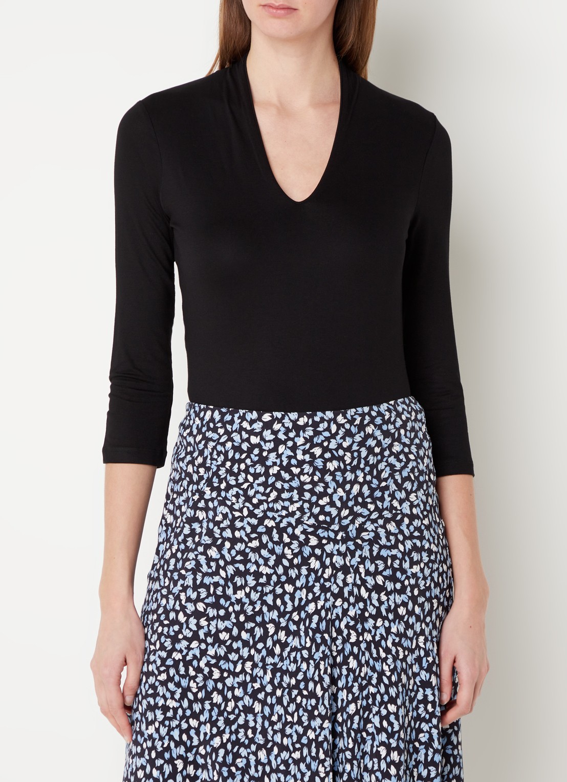 Hobbs Aimee top met V-hals en driekwart mouw - detail zwart