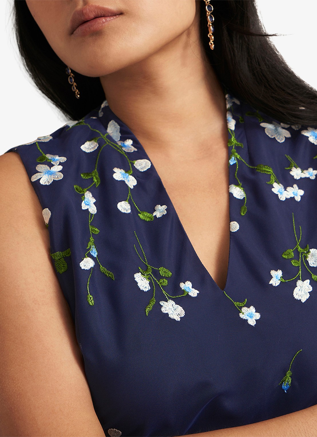Hobbs Aria midi jurk met bloemenprint - detail 2 donkerblauw