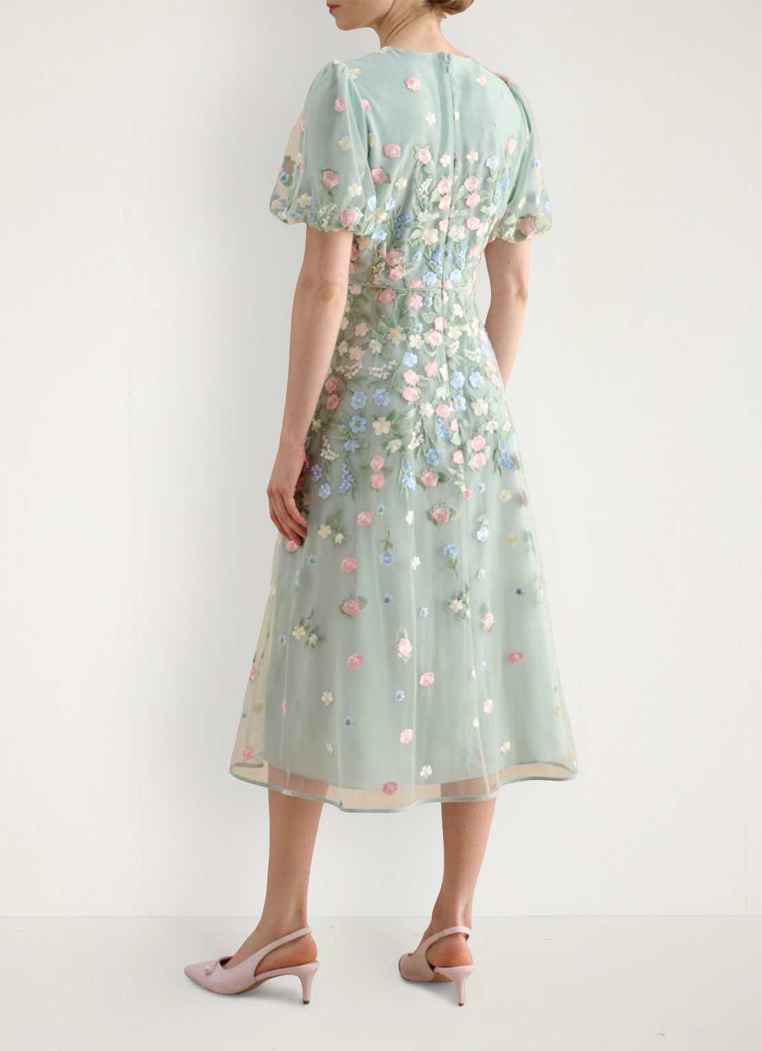 Hobbs Audra midi jurk met bloemborduring en pofmouw - achterkant lichtgroen