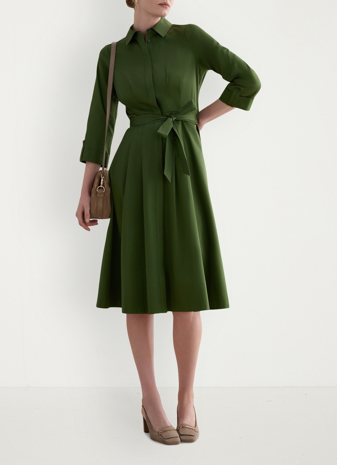 Hobbs Brigitta midi blousejurk met strikceintuur - voorkant 3 groen