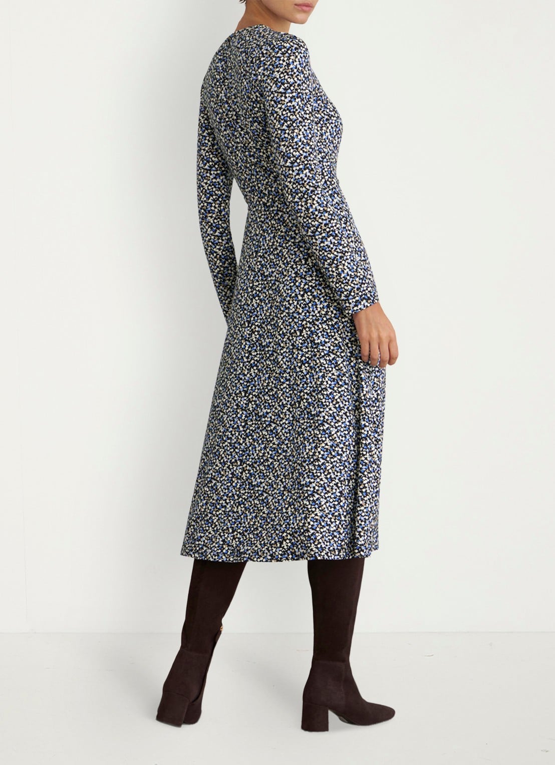 Hobbs Dakota midi jurk met grafisch patroon en strikceintuur - achterkant blauw