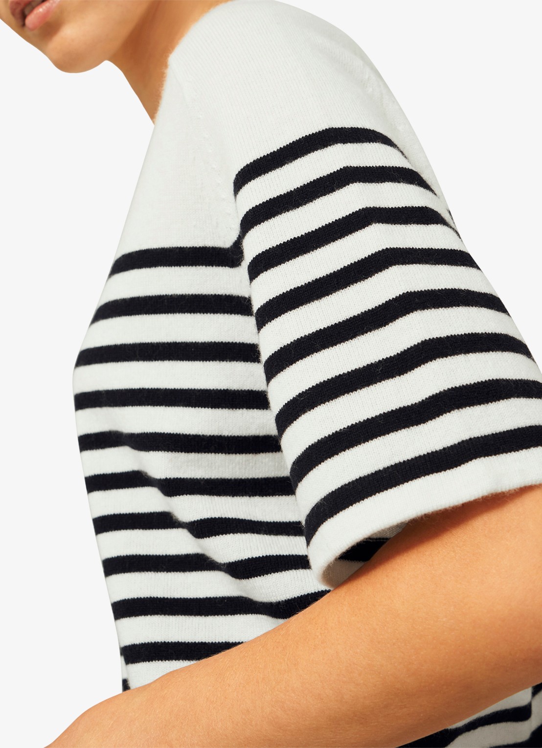 Hobbs Demi fijngebreid T-shirt in kasjmierblend met streepprint - detail 3 gebroken wit