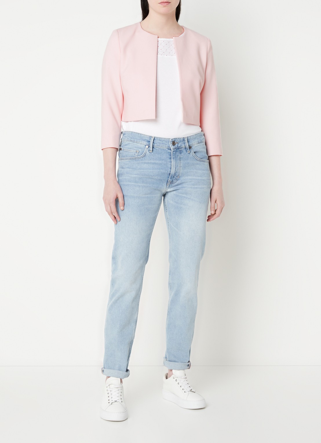 Hobbs Elize bolero met schoudervulling - voorkant 2 lichtroze