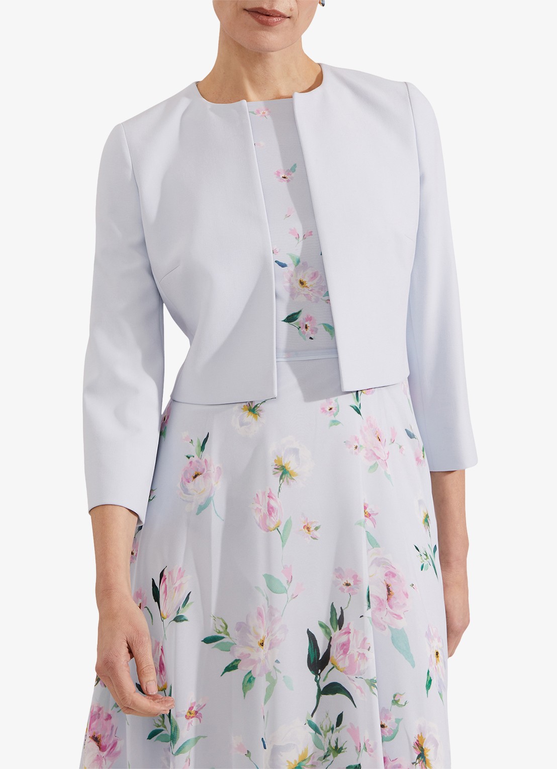 Hobbs Elize bolero met schoudervulling - detail 3 blauw