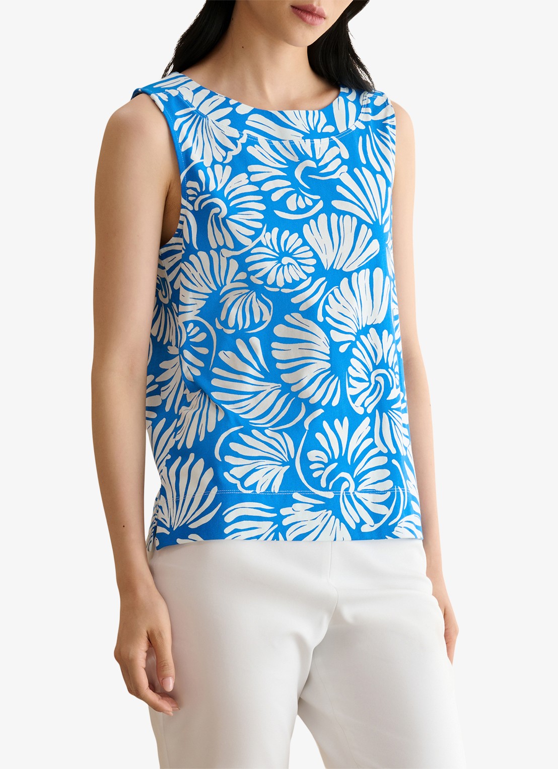 Hobbs Fern top met print - detail 3 blauw