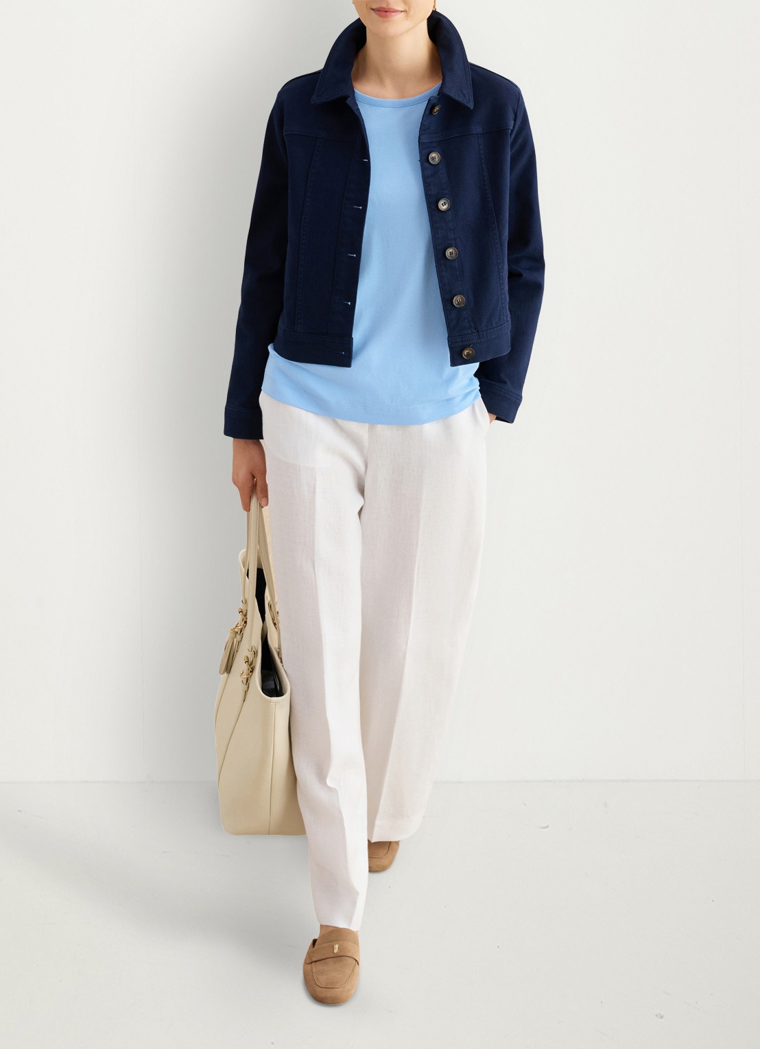 Hobbs Ivana T-shirt met broderie  - voorkant 4 lichtblauw