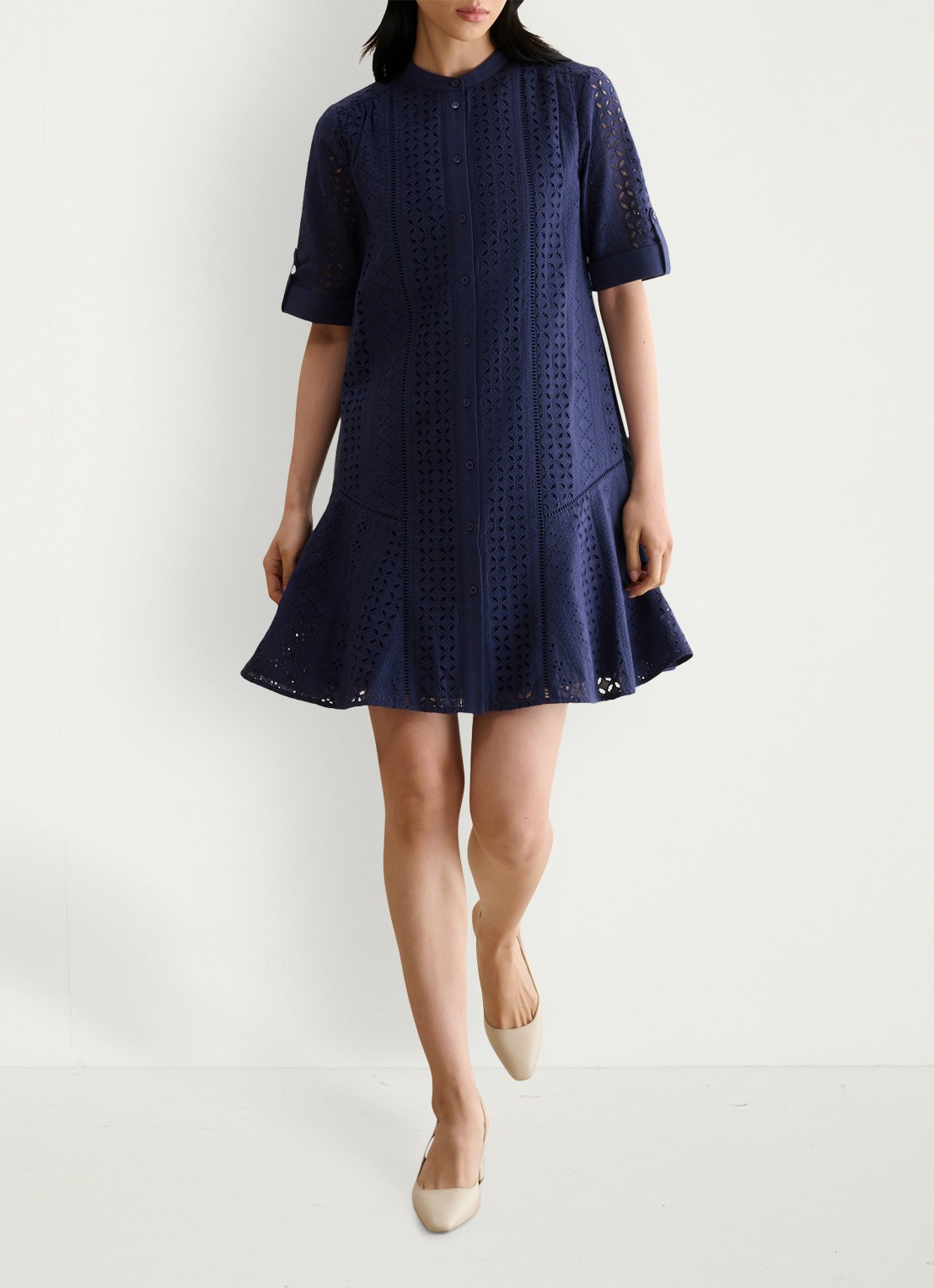 Hobbs Jasmine mini jurk met broderie - detail donkerblauw