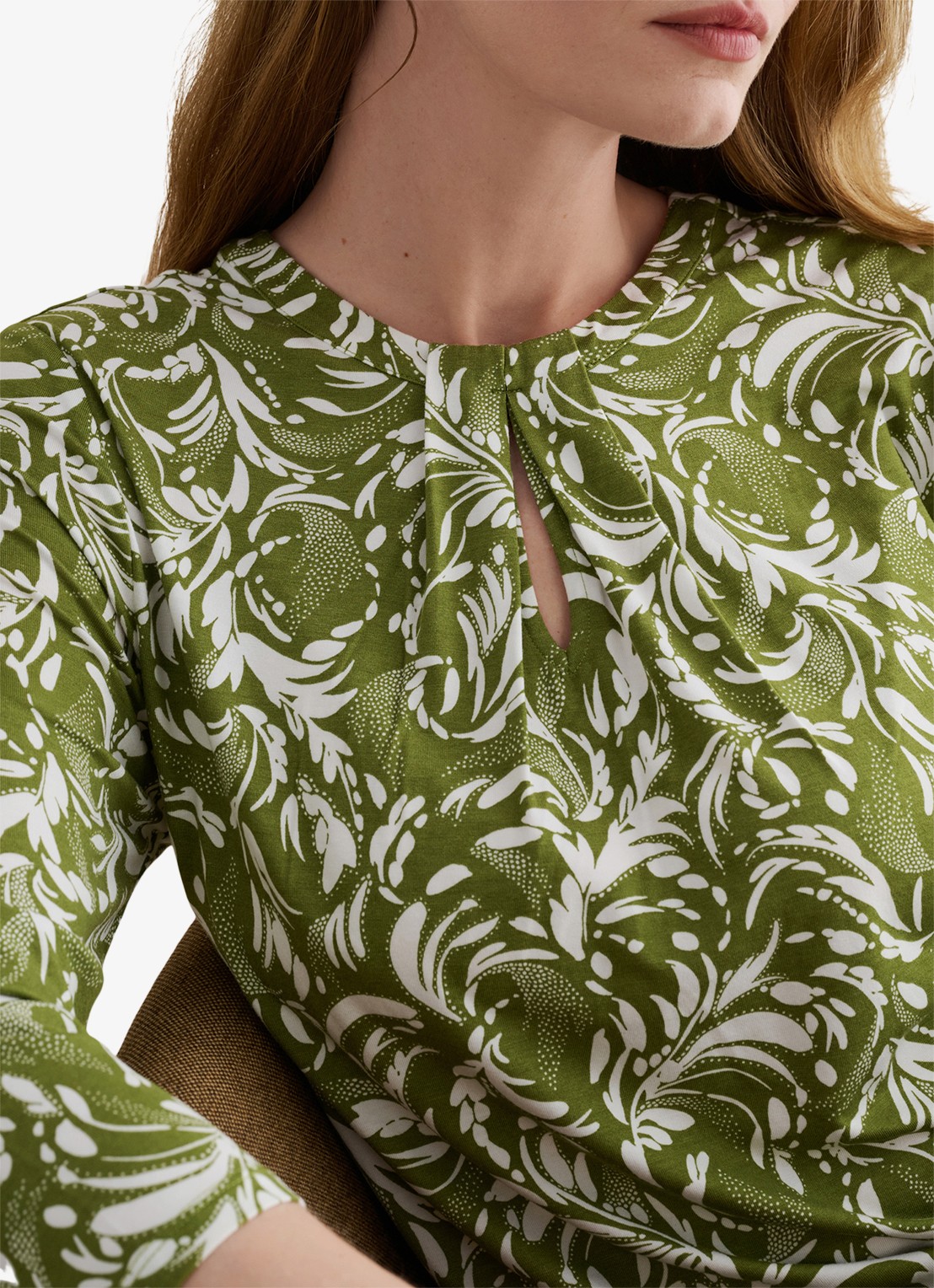 Hobbs Julia top met grafische print - detail 2 creme