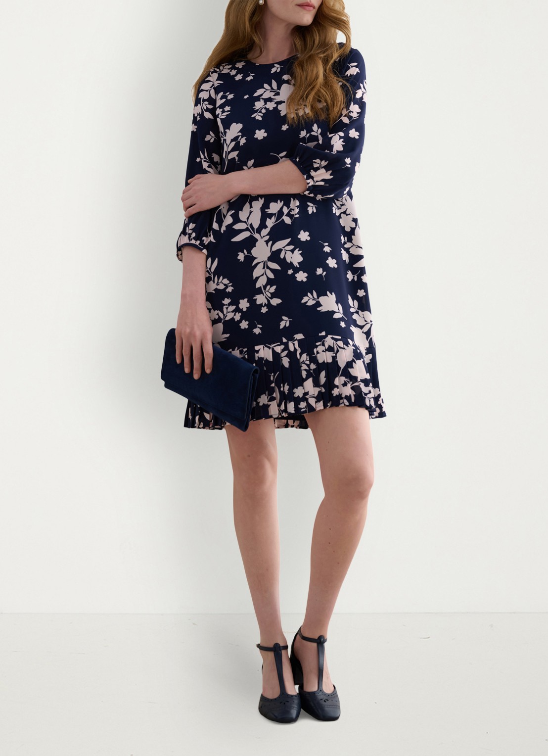Hobbs Liana mini jurk met bloemenprint - voorkant 5 donkerblauw