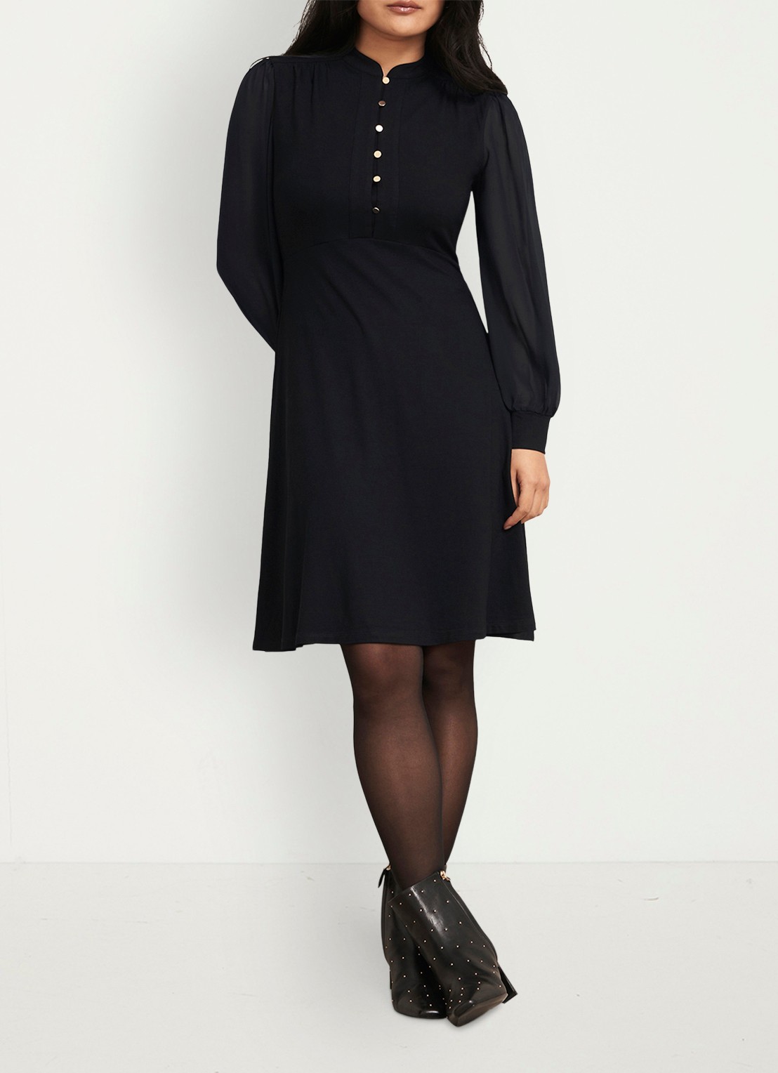 Hobbs Liberty midi tuniekjurk met pofmouwen - voorkant 2 zwart