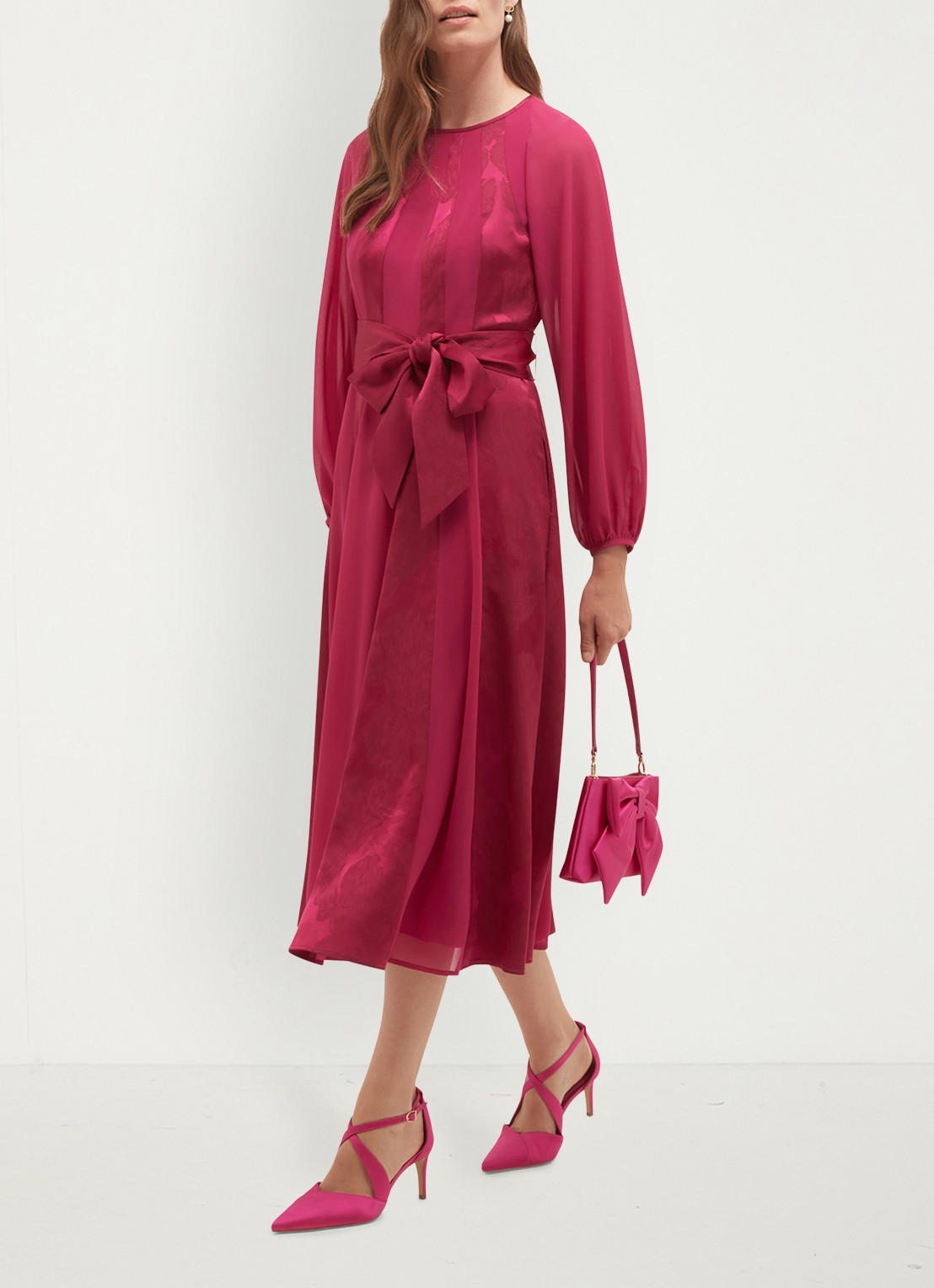 Hobbs Loren midi jurk met strikceintuur - detail 2 roze