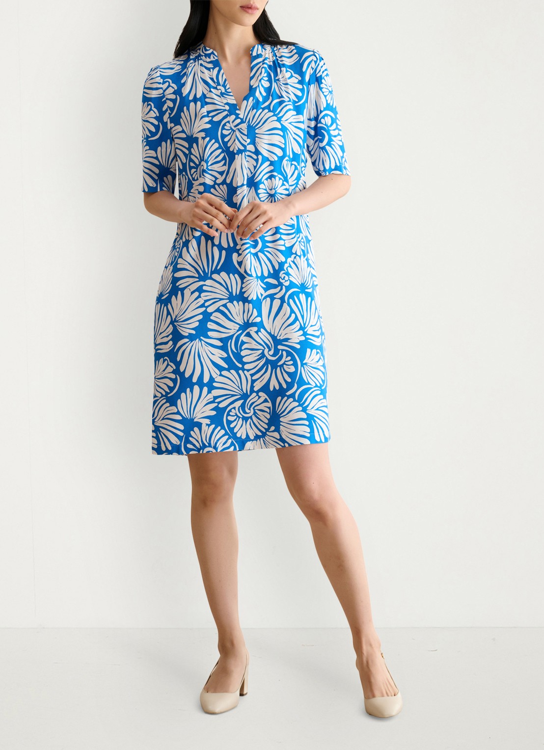 Hobbs Lucille mini tuniekjurk met print  - detail 2 blauw