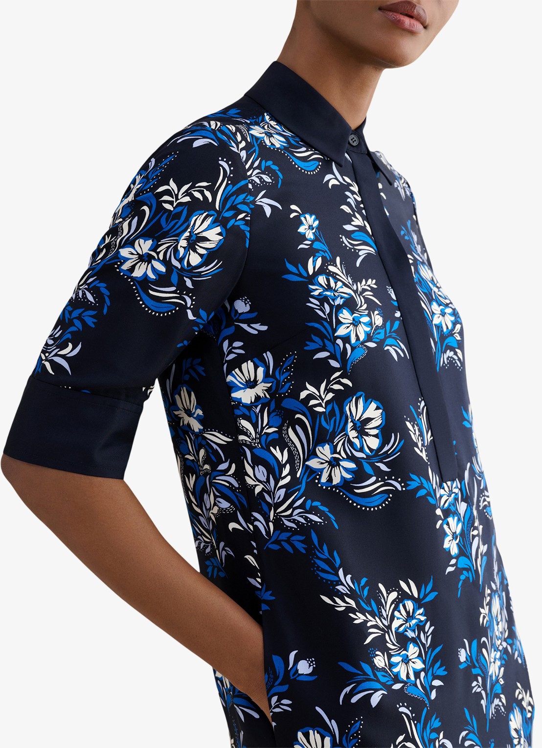 Hobbs Marciella mini tuniekjurk met bloemenprint - detail 3 donkerblauw