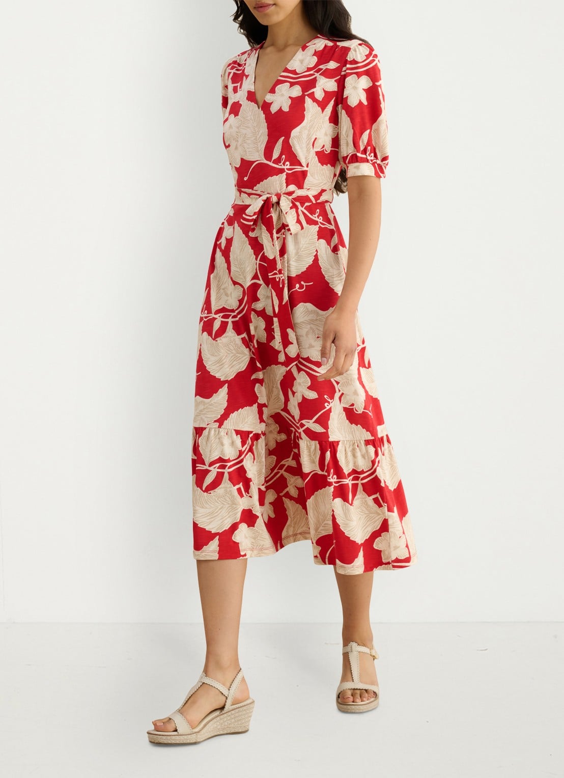 Hobbs Martha midi wikkeljurk met bloemenprint - voorkant 2 rood