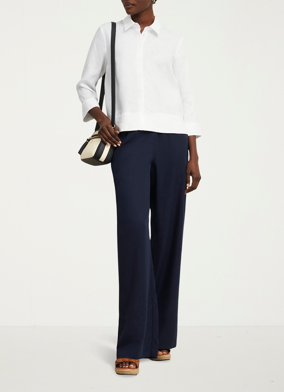 Hobbs Nita blouse van linnen - voorkant 7 wit