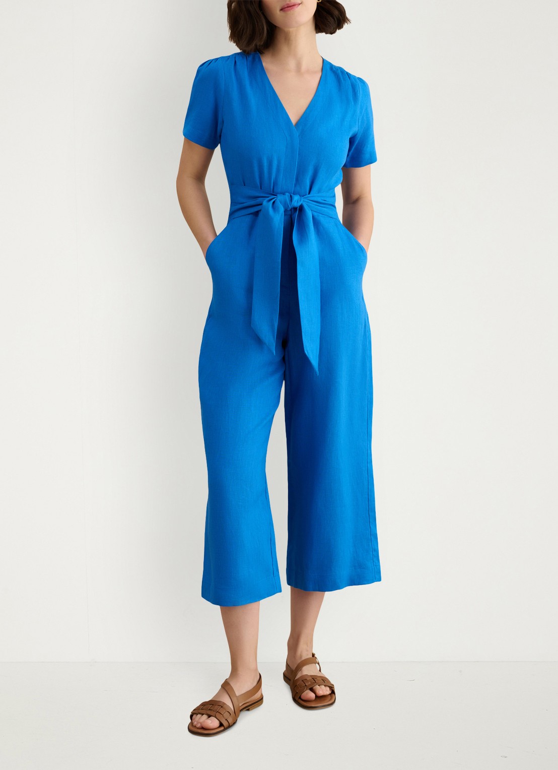 Hobbs Wide fit cropped jumpsuit met V-hals - voorkant 4 blauw