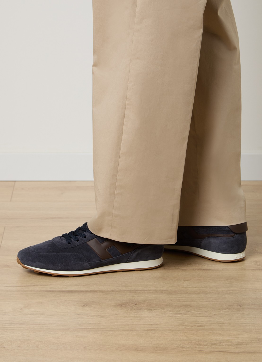 Hogan Allacciato sneaker van suède - voorkant 2 donkerblauw
