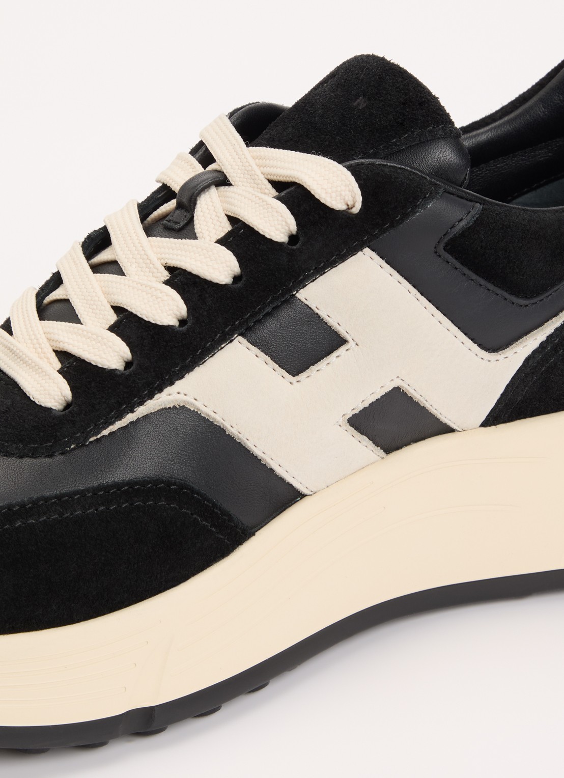 Hogan H669 sneaker van leer met suède details - detail 7 zwart