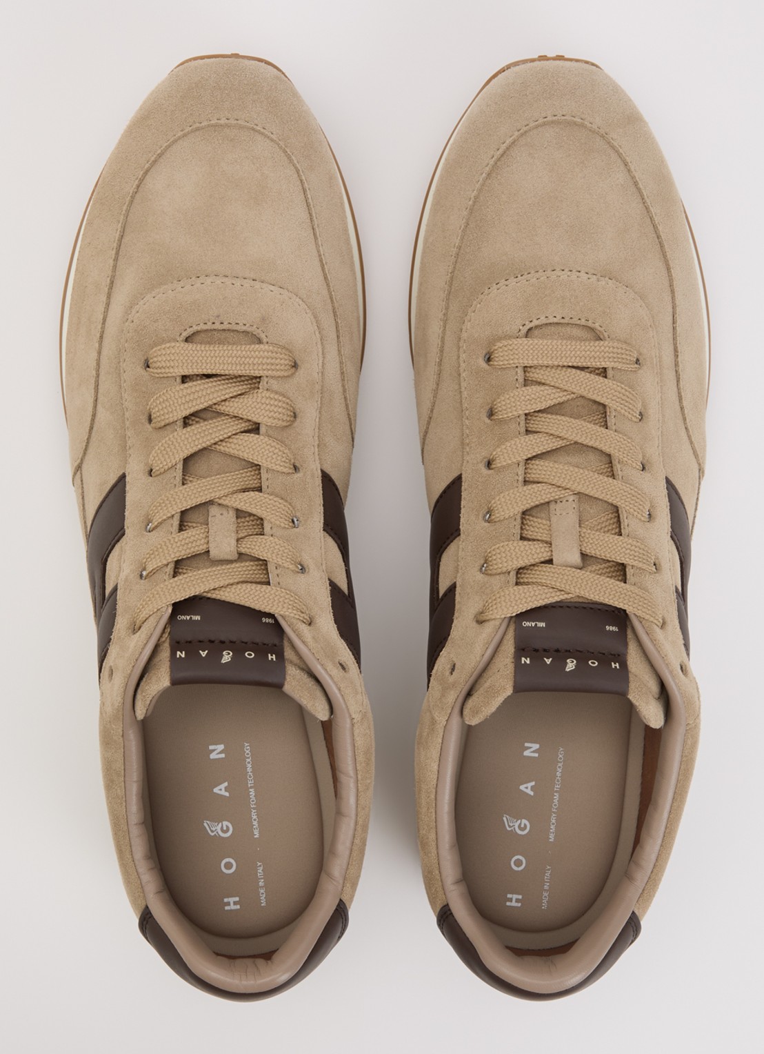 Hogan H699 sneaker van suède - detail 3 zand
