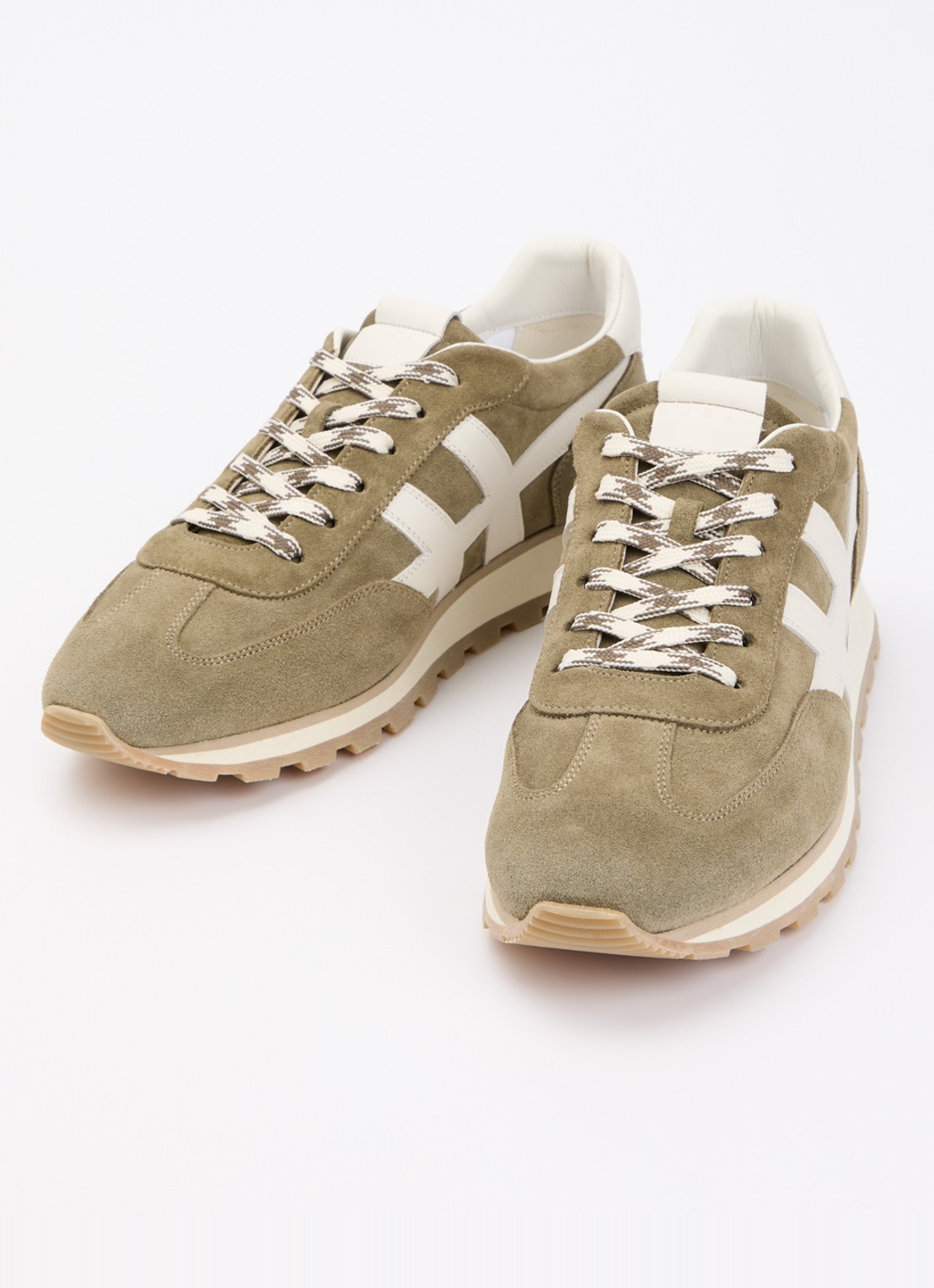 Hogan H701 86er sneaker van suède  - detail olijfgroen