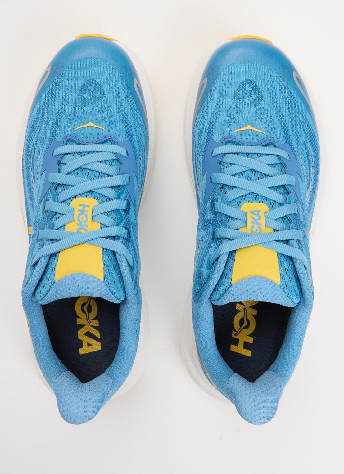 HOKA Clifton 10 hardloopschoen met gebreid bovenwerk en logo - detail 3 blauw